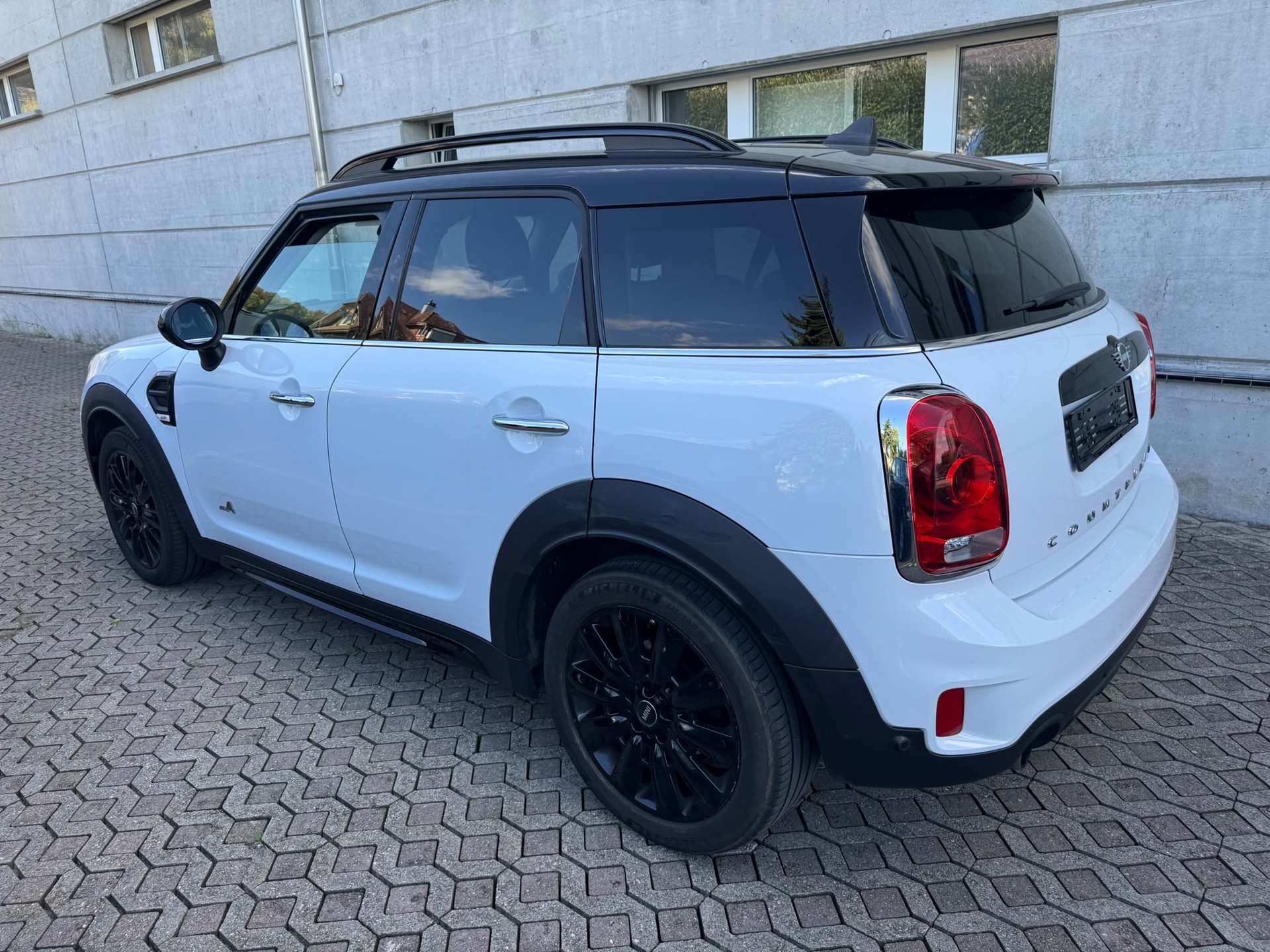 MINI Countryman Cooper ALL4 Steptronic-image-3