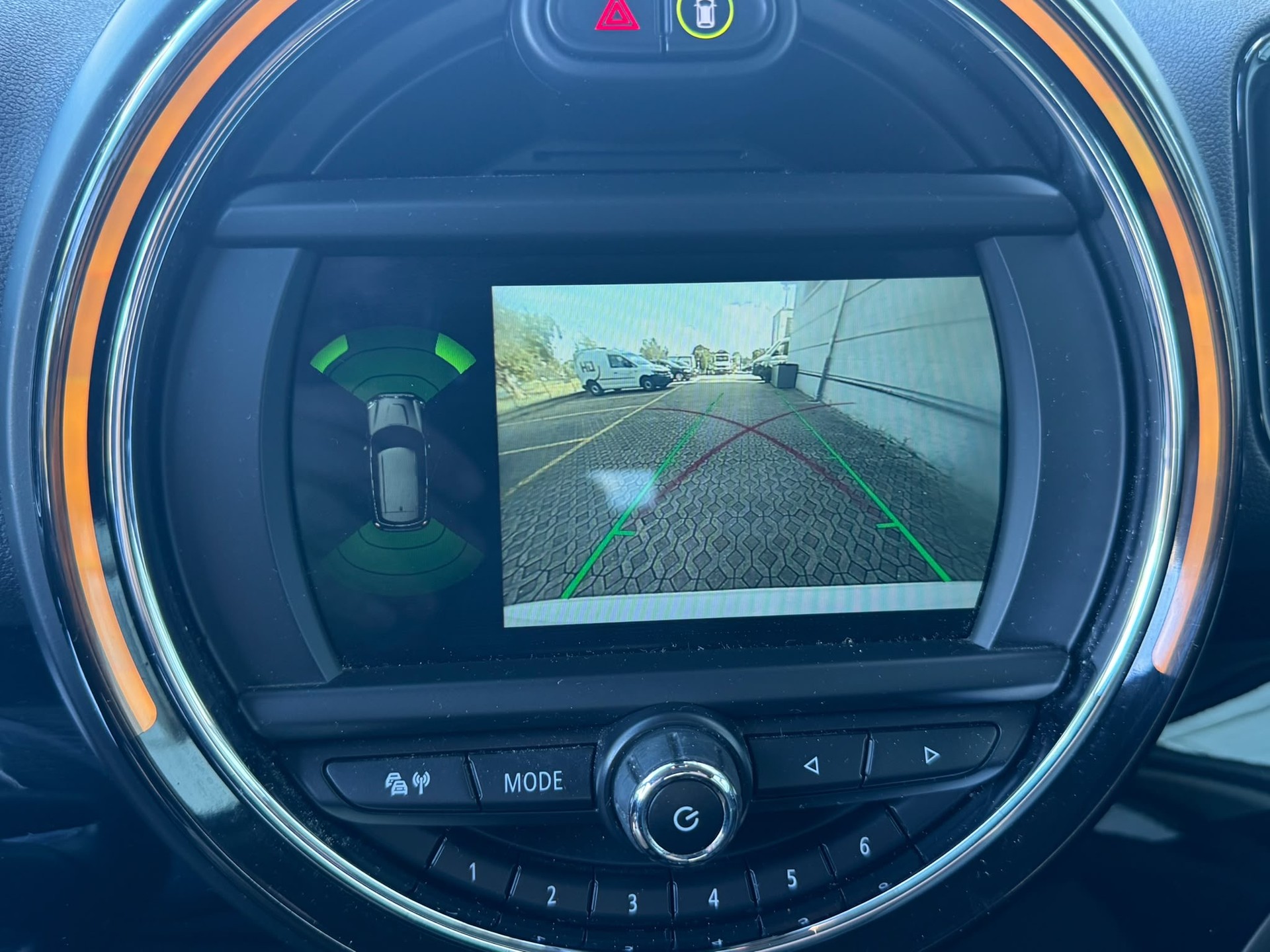 MINI Countryman Cooper ALL4 Steptronic-image-7