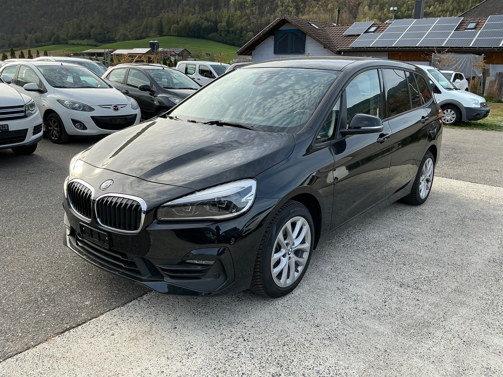 BMW 220d xDrive Gran Tourer Steptronic-image-0