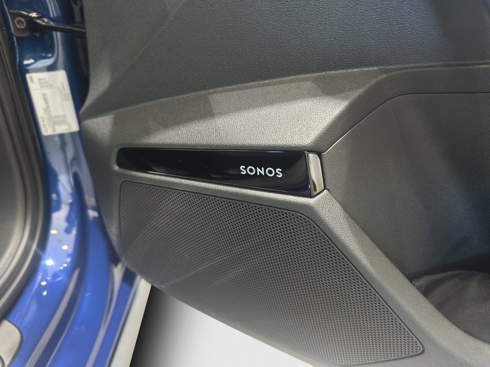 AUDI A3 Sportback TFSI 110 kW S line Attraction S tronic-image-15