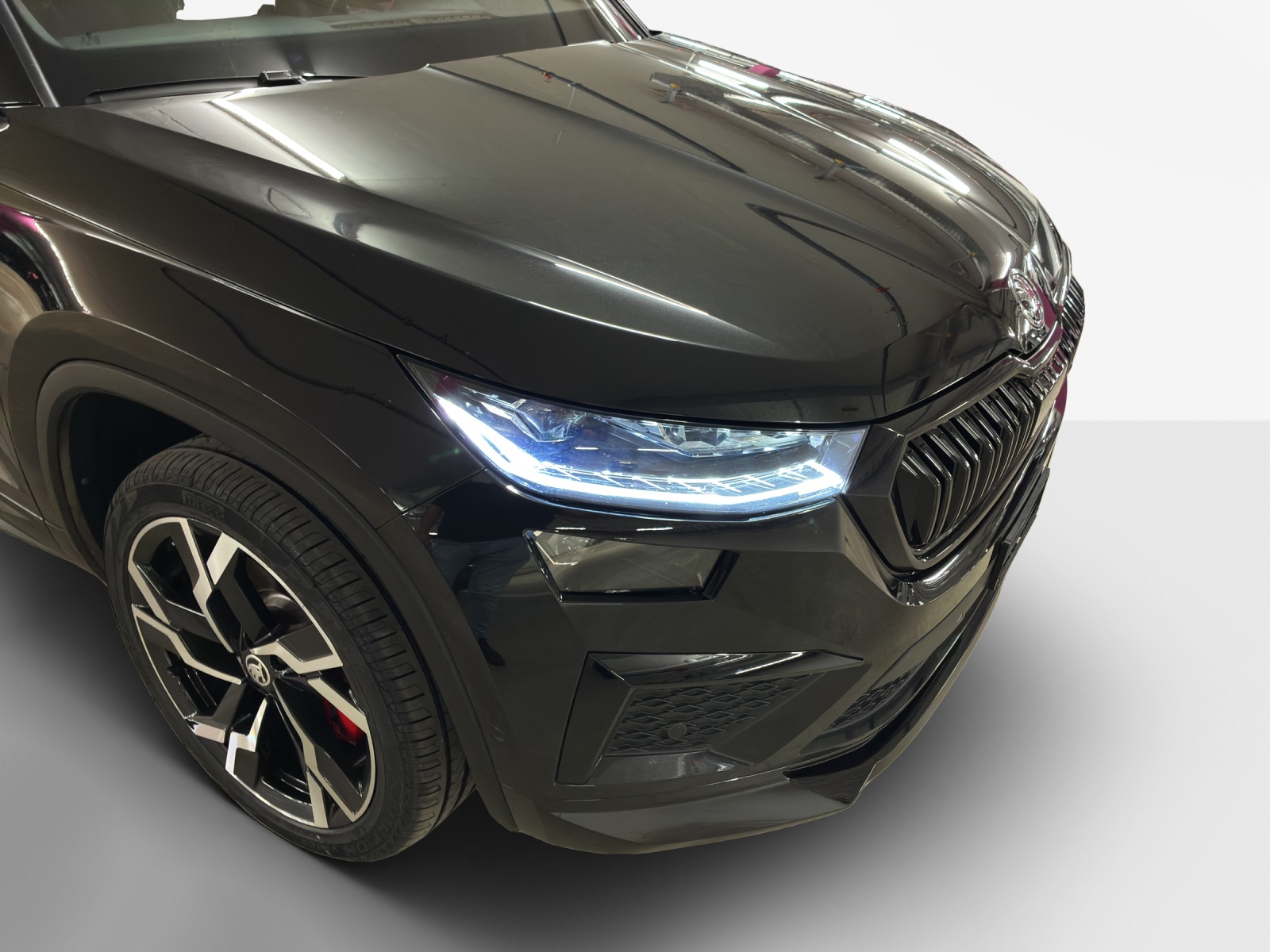 SKODA Kodiaq 2.0 TSI 4x4 RS-image-14