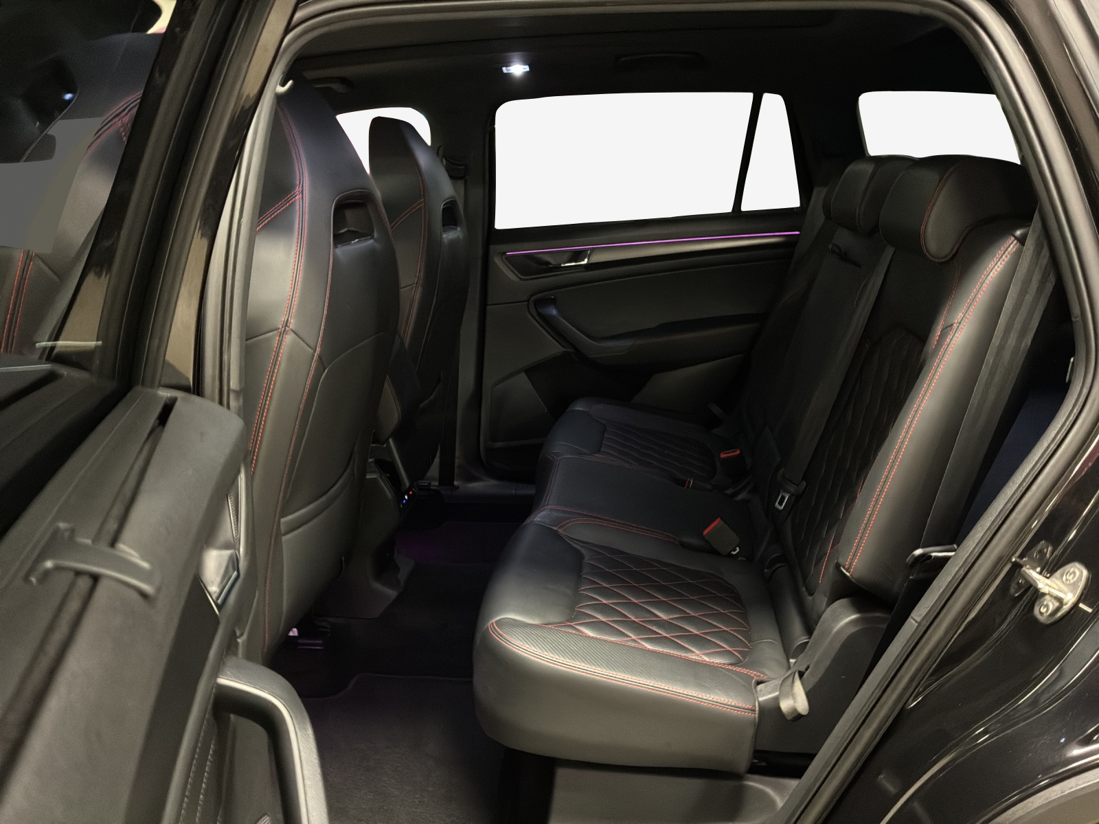 SKODA Kodiaq 2.0 TSI 4x4 RS-image-11