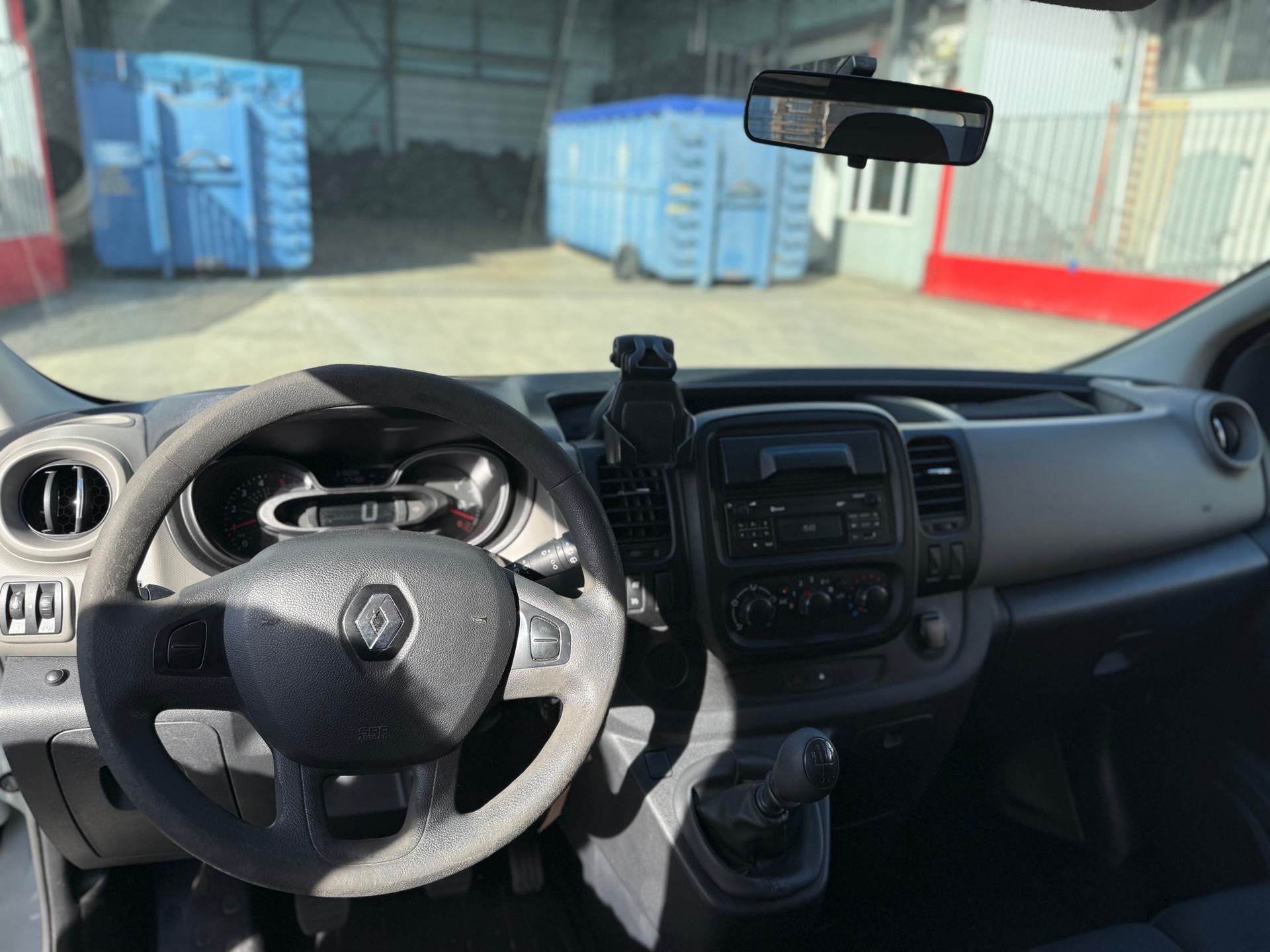 RENAULT Trafic 1.6 dCi 120 2.9t Acces L1H1-image-4