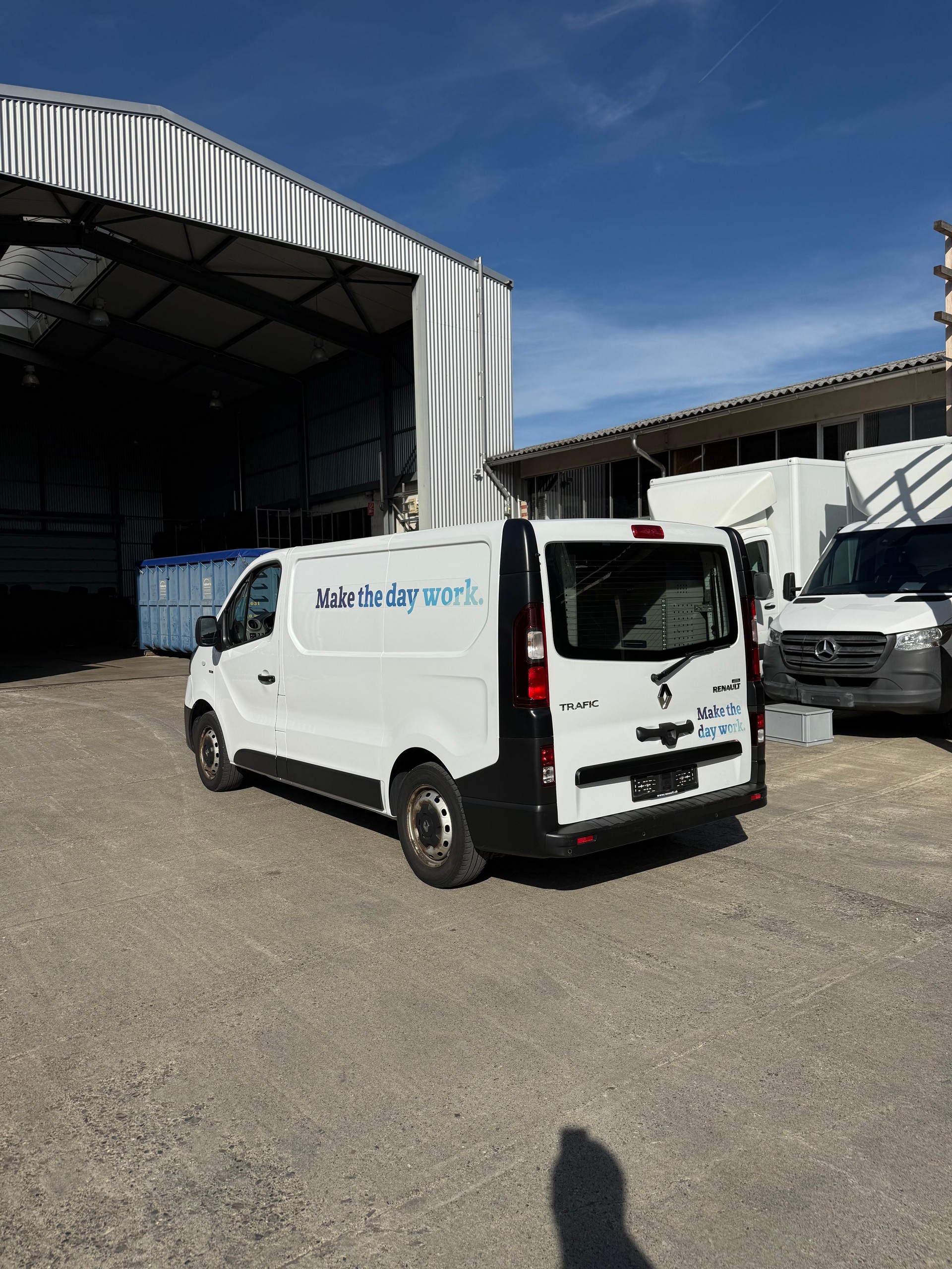 RENAULT Trafic 1.6 dCi 120 2.9t Acces L1H1-image-1