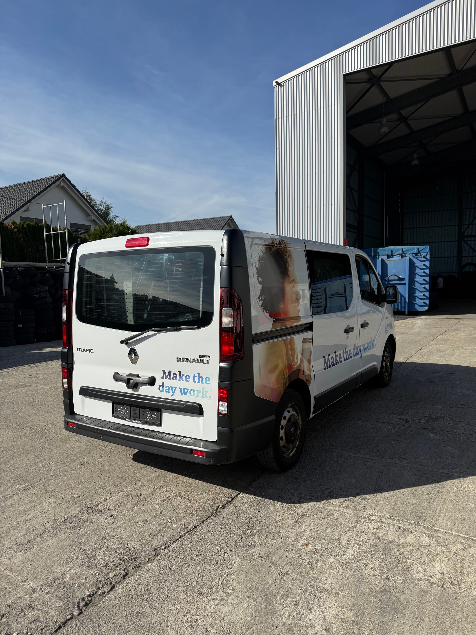 RENAULT Trafic 1.6 dCi 120 2.9t Acces L1H1-image-3