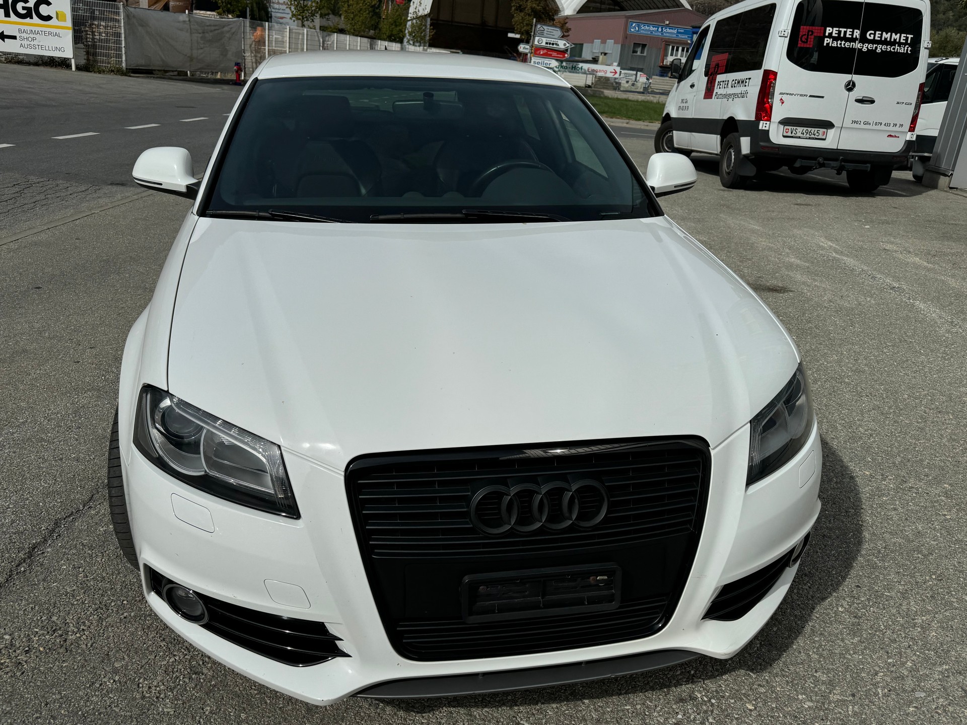 AUDI A3 Sportback 2.0 TFSI Ambition quattro S-tronic-image-2