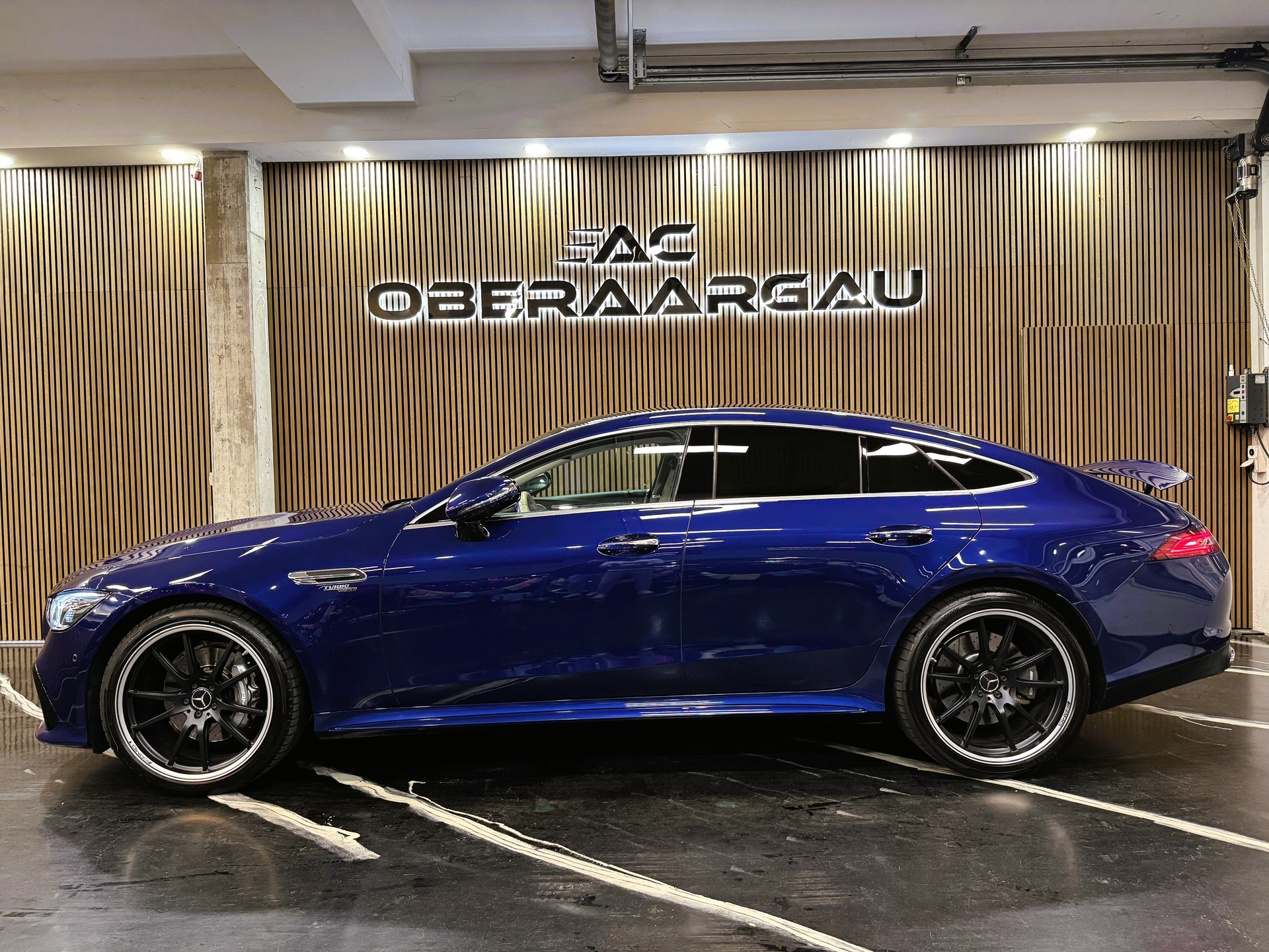 MERCEDES-BENZ AMG GT 4 53 4Matic+ Speedshift TCT-image-2