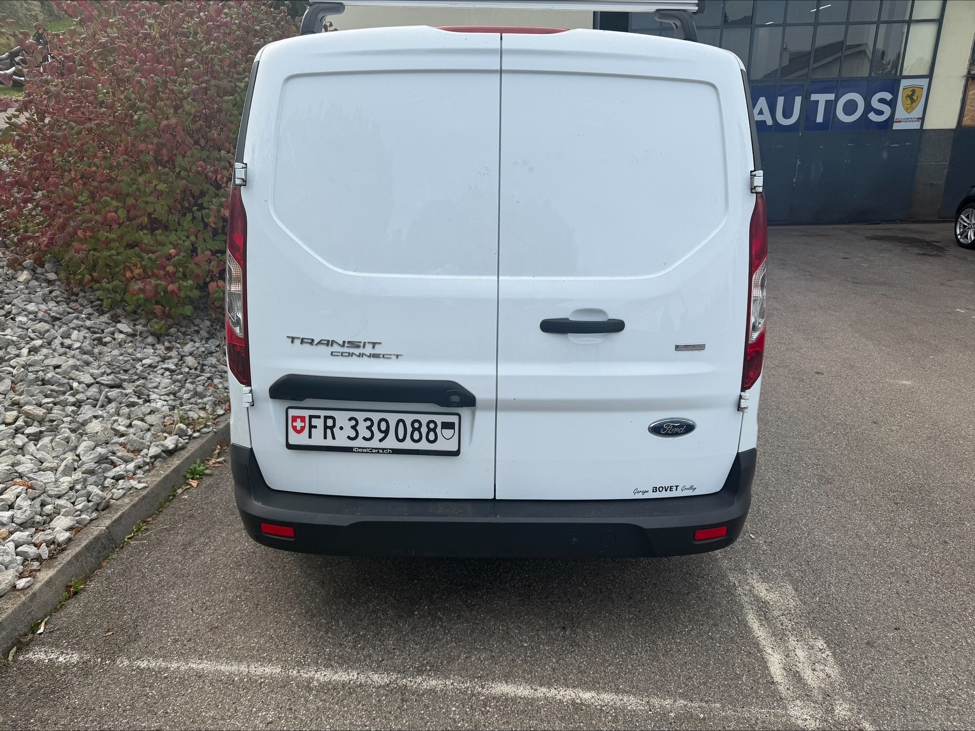 FORD Transit Connect Van T200 1.5 Eco Blue Trend-image-2