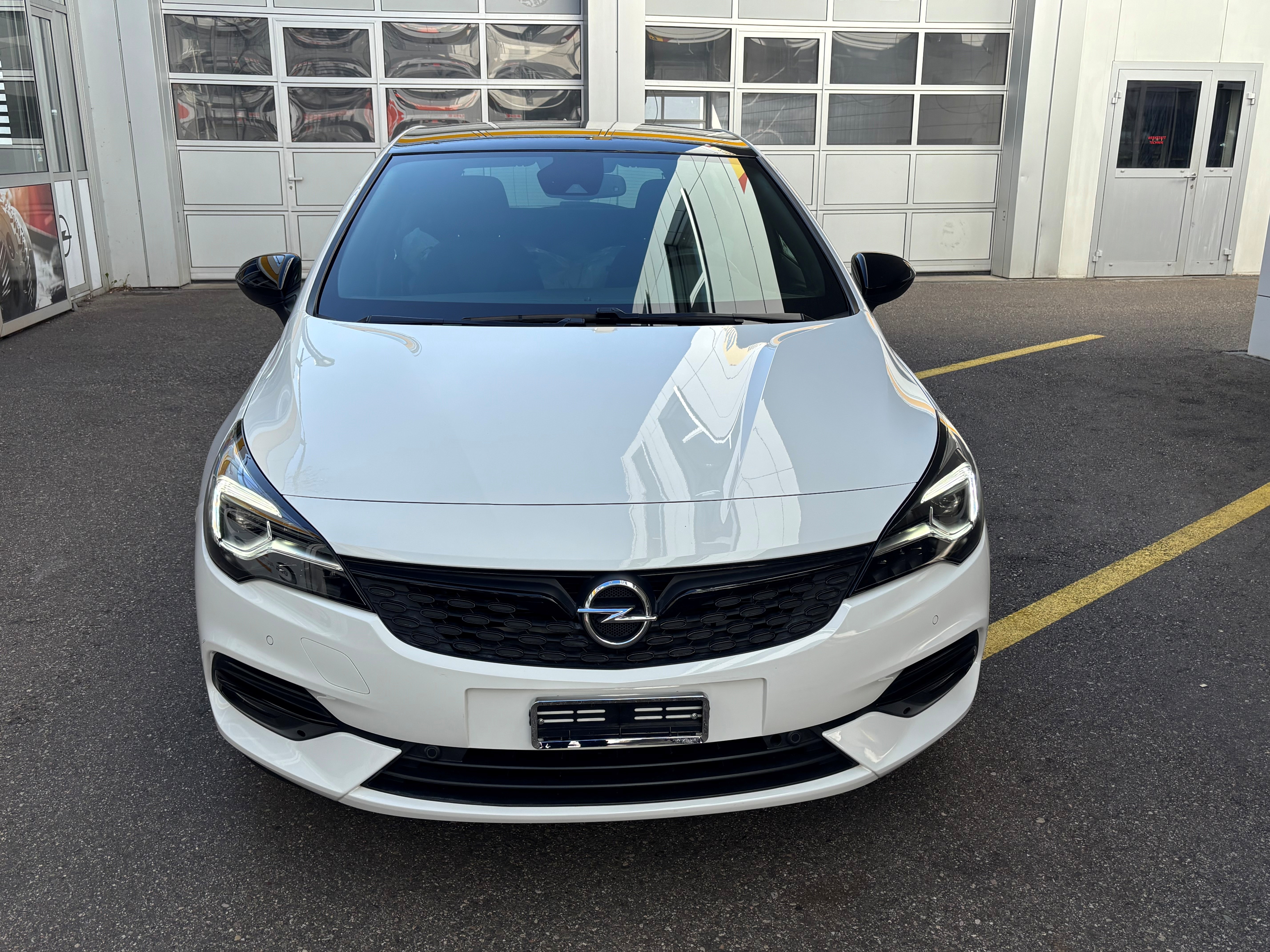 Car photo