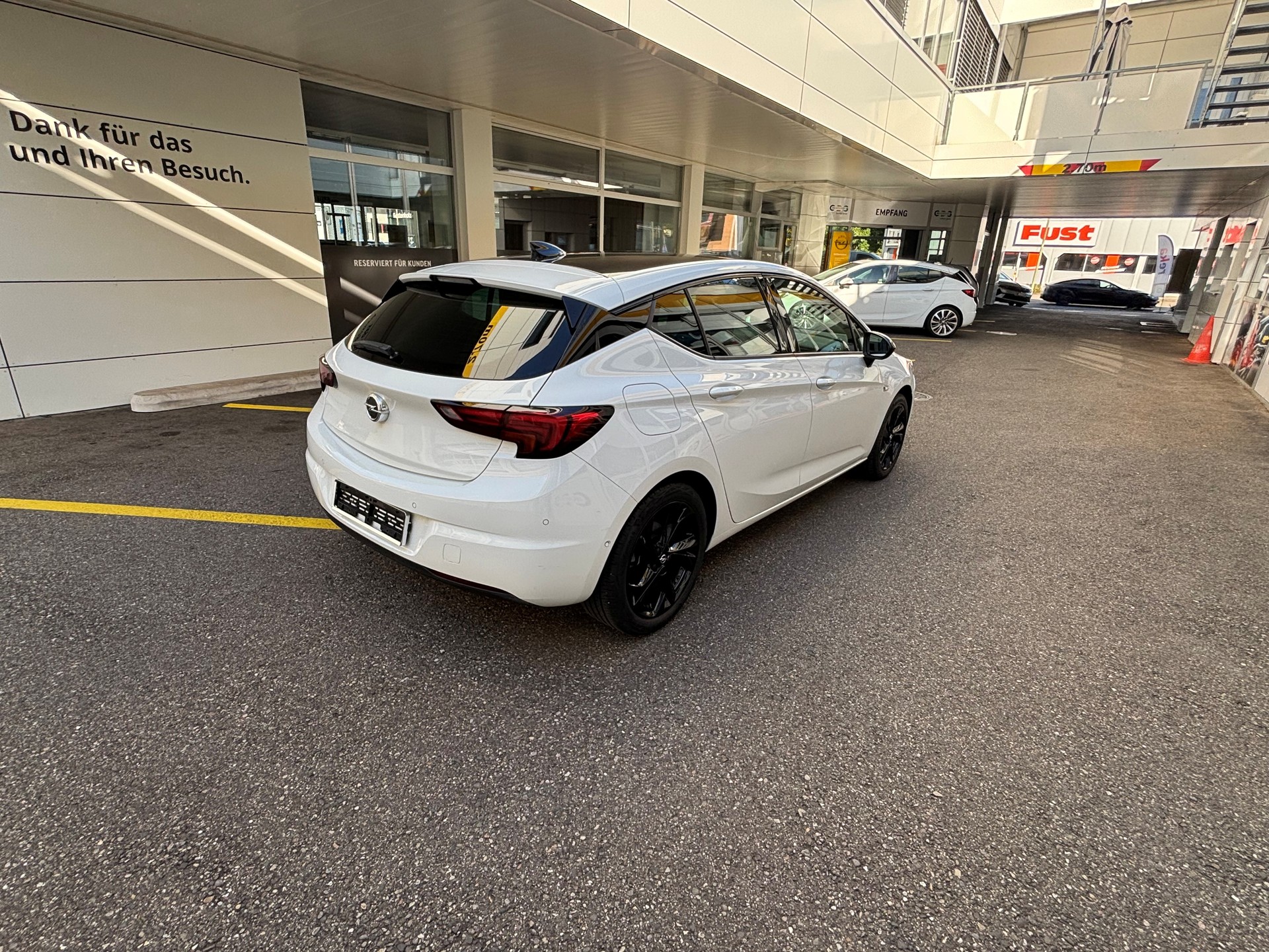 OPEL Astra 1.4i Turbo Ultimate-image-5