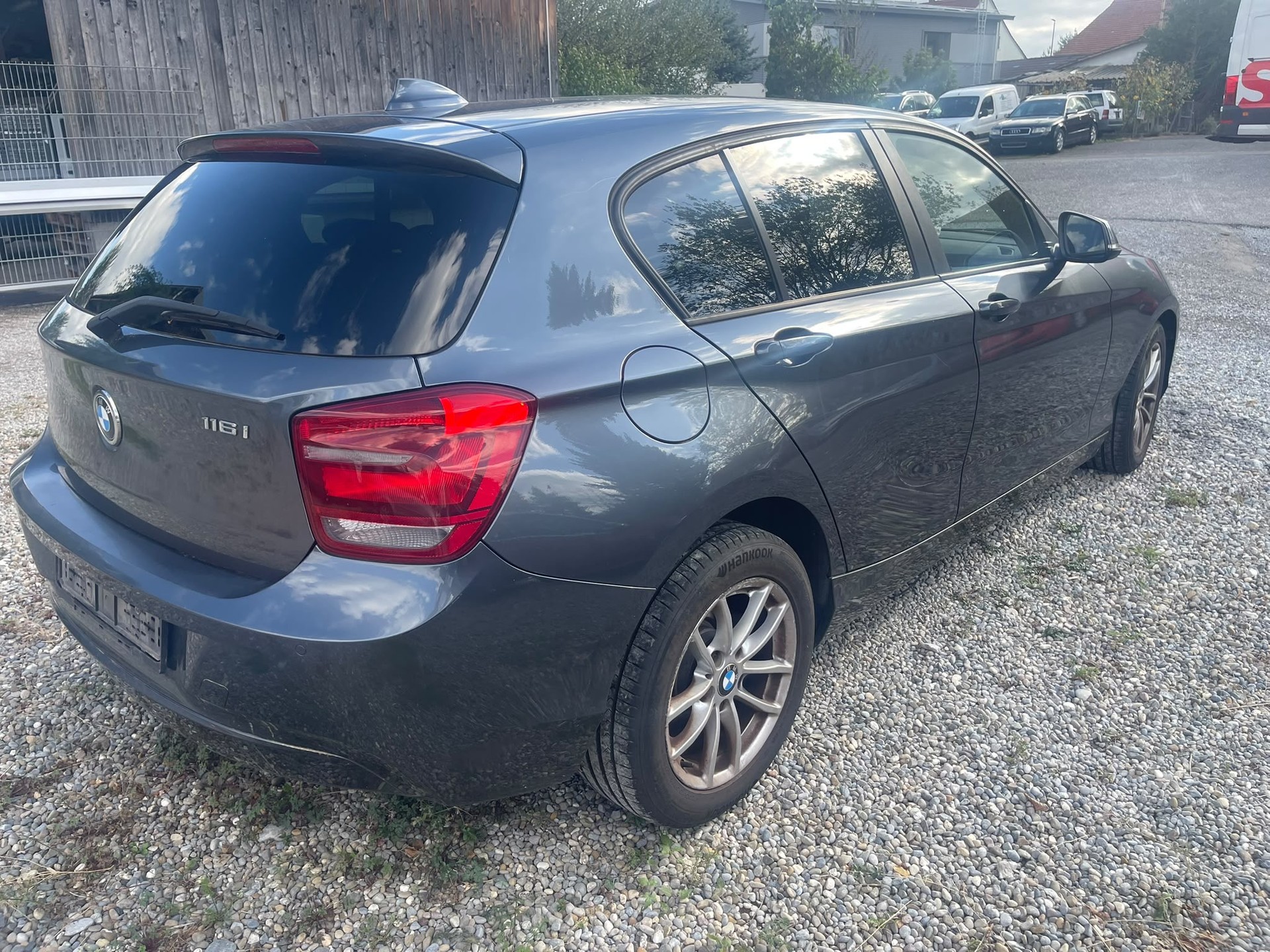BMW 116i-image-5
