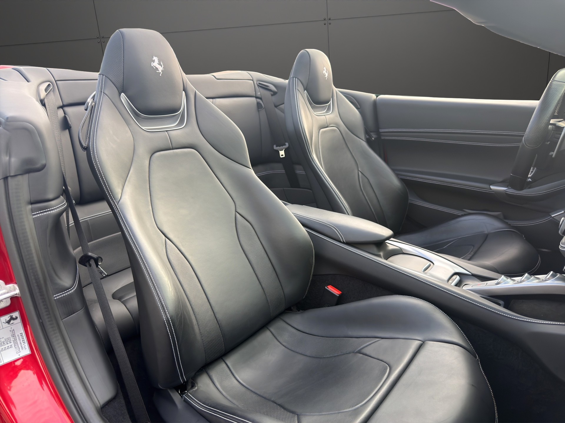FERRARI Portofino 3.9 V8 T-image-14