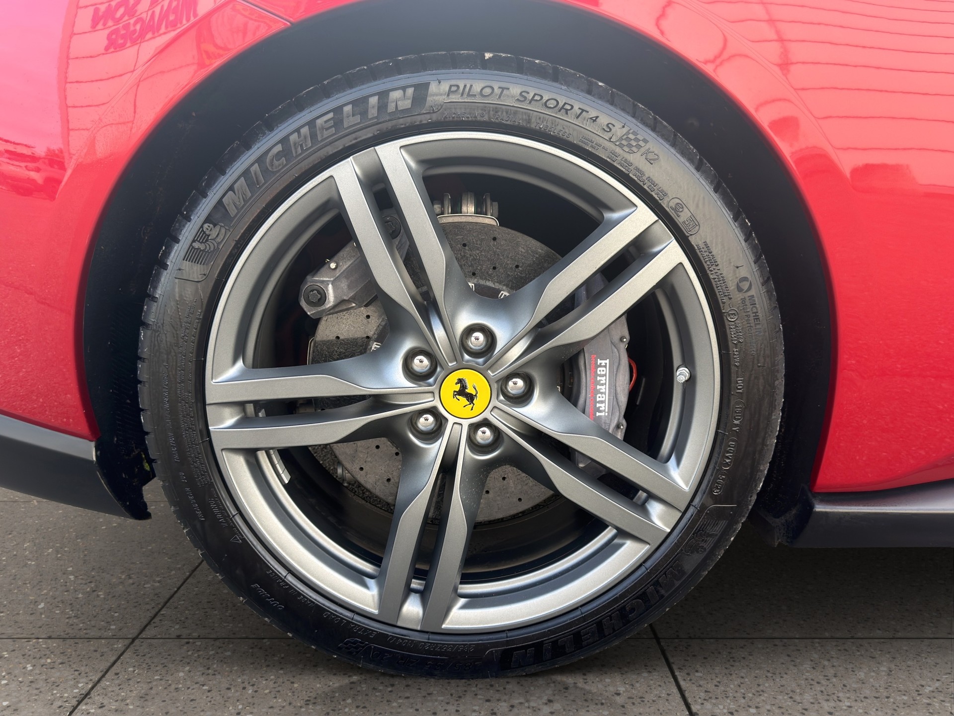 FERRARI Portofino 3.9 V8 T-image-10