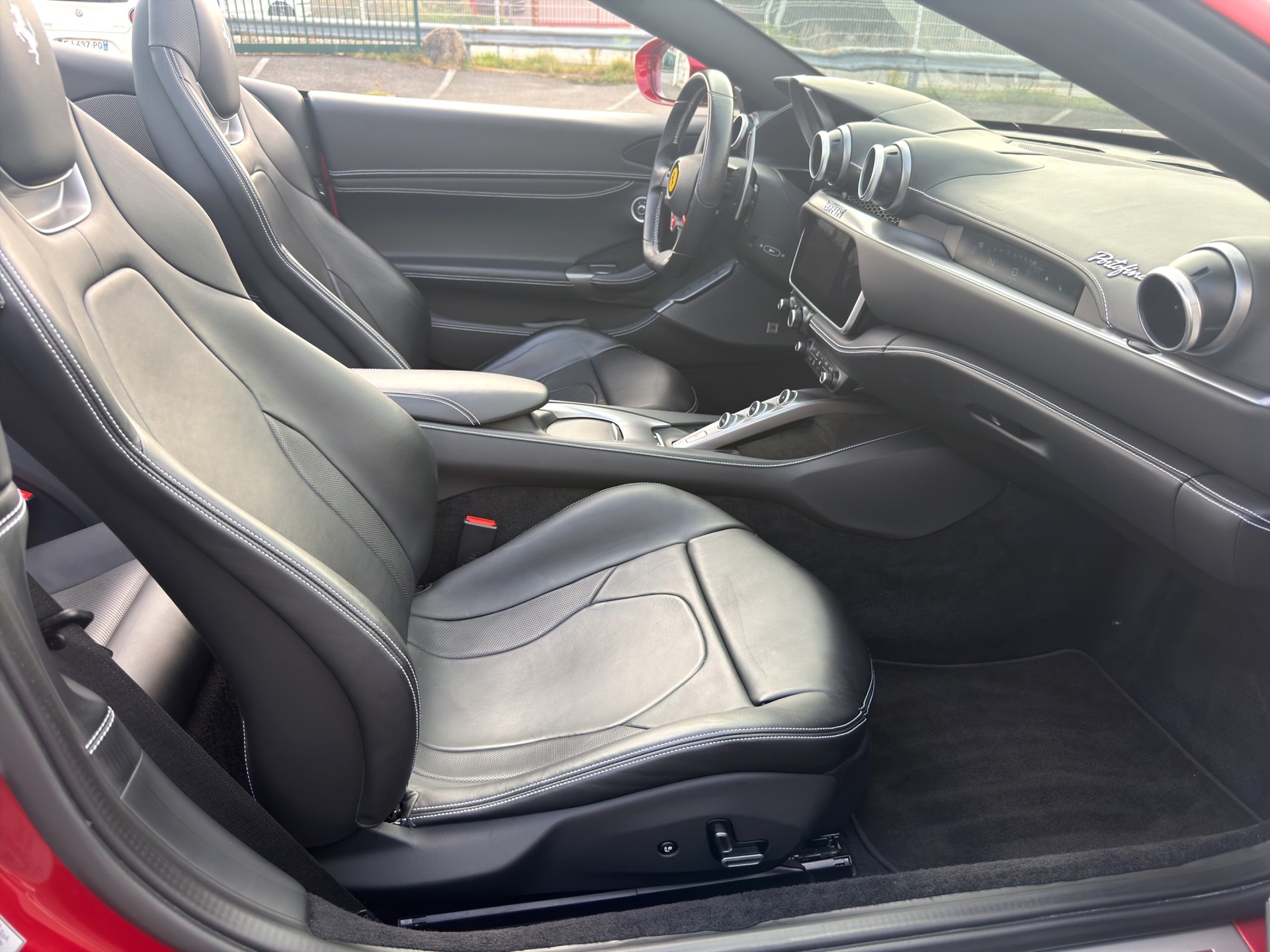 FERRARI Portofino 3.9 V8 T-image-13