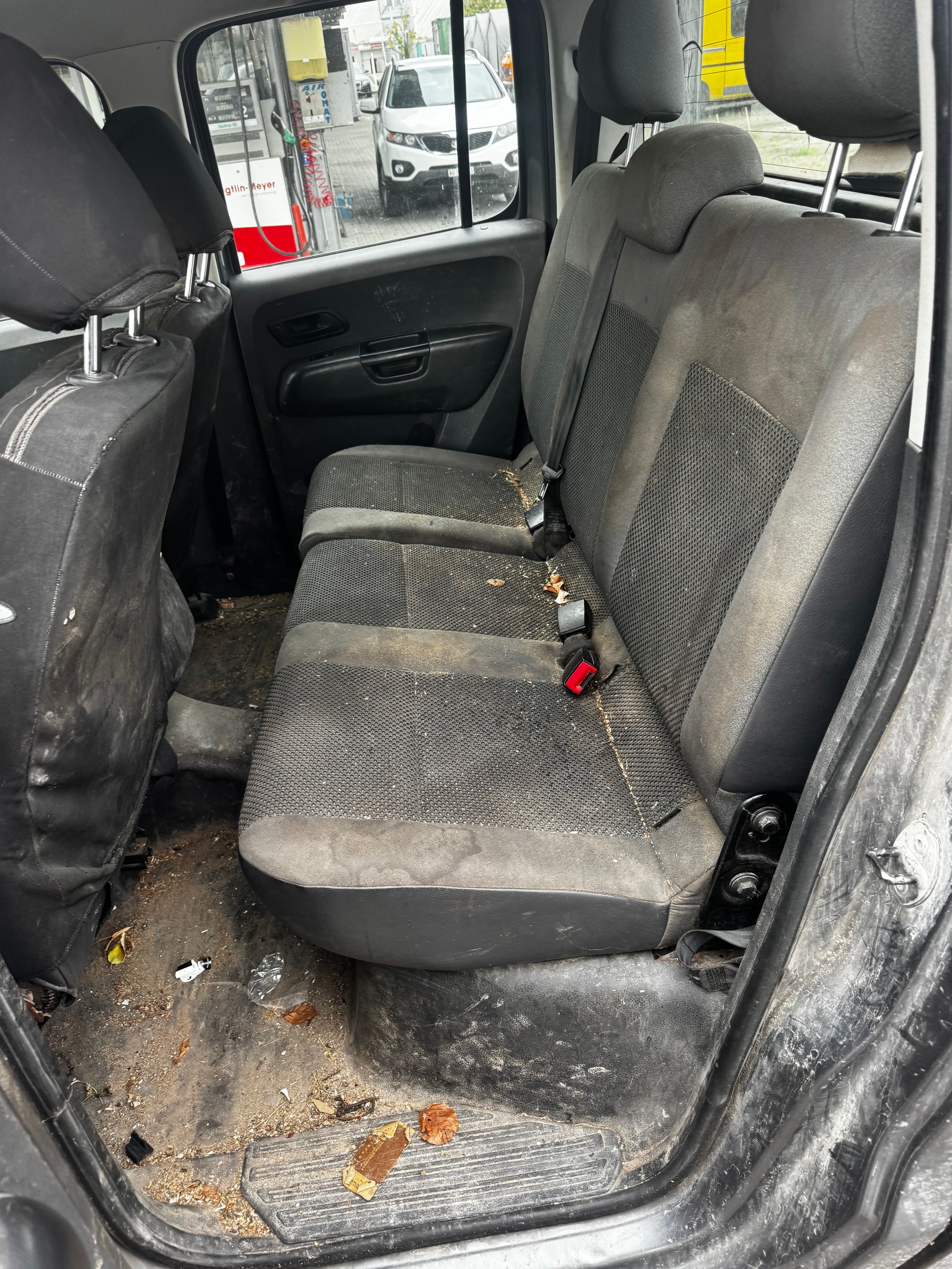 VW Amarok 2.0 BiTDI Trendline 4Motion-image-6