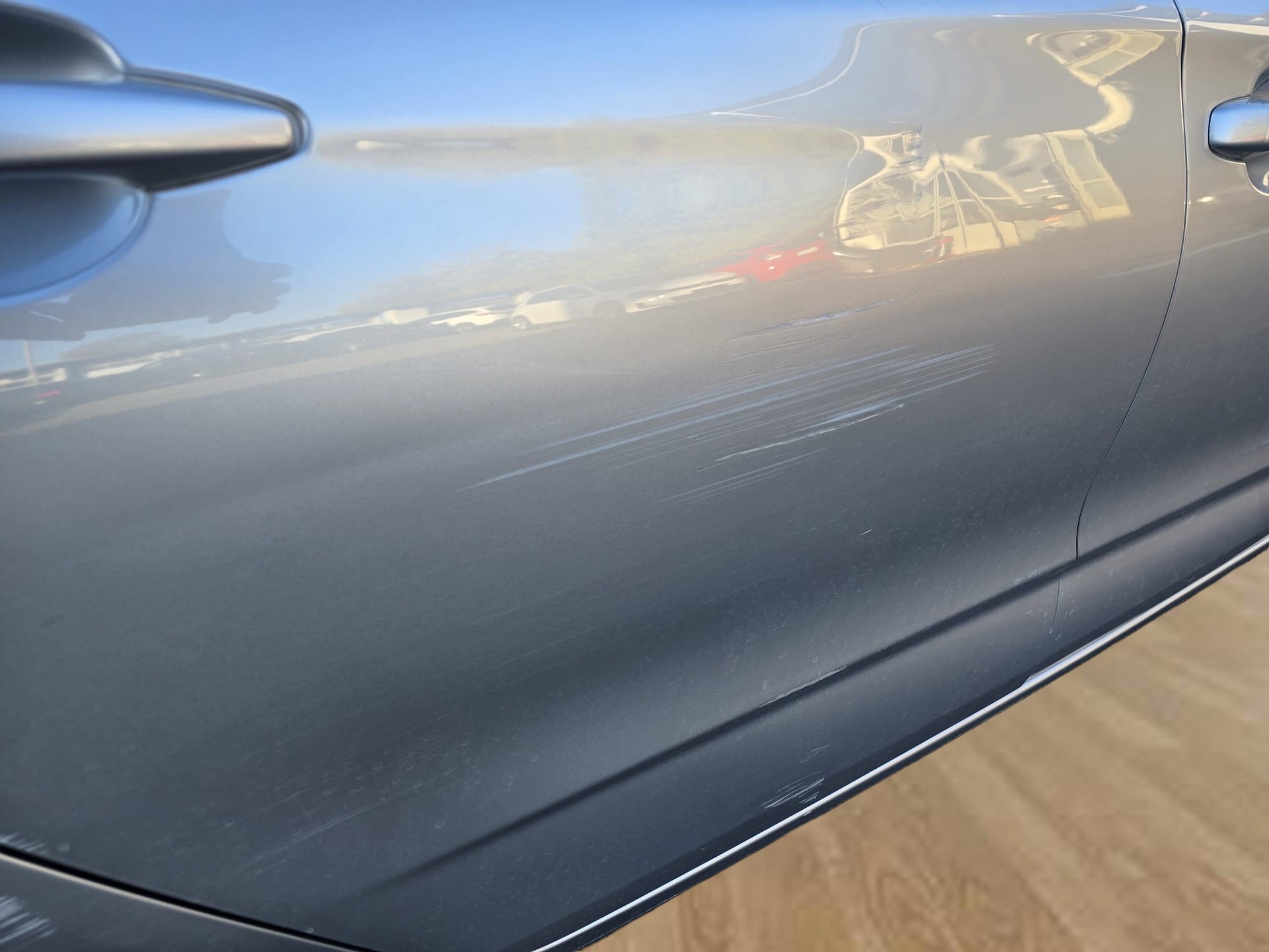 CITROEN C4 Berline 1.6 e-HDi Exclusive EGS6-image-4