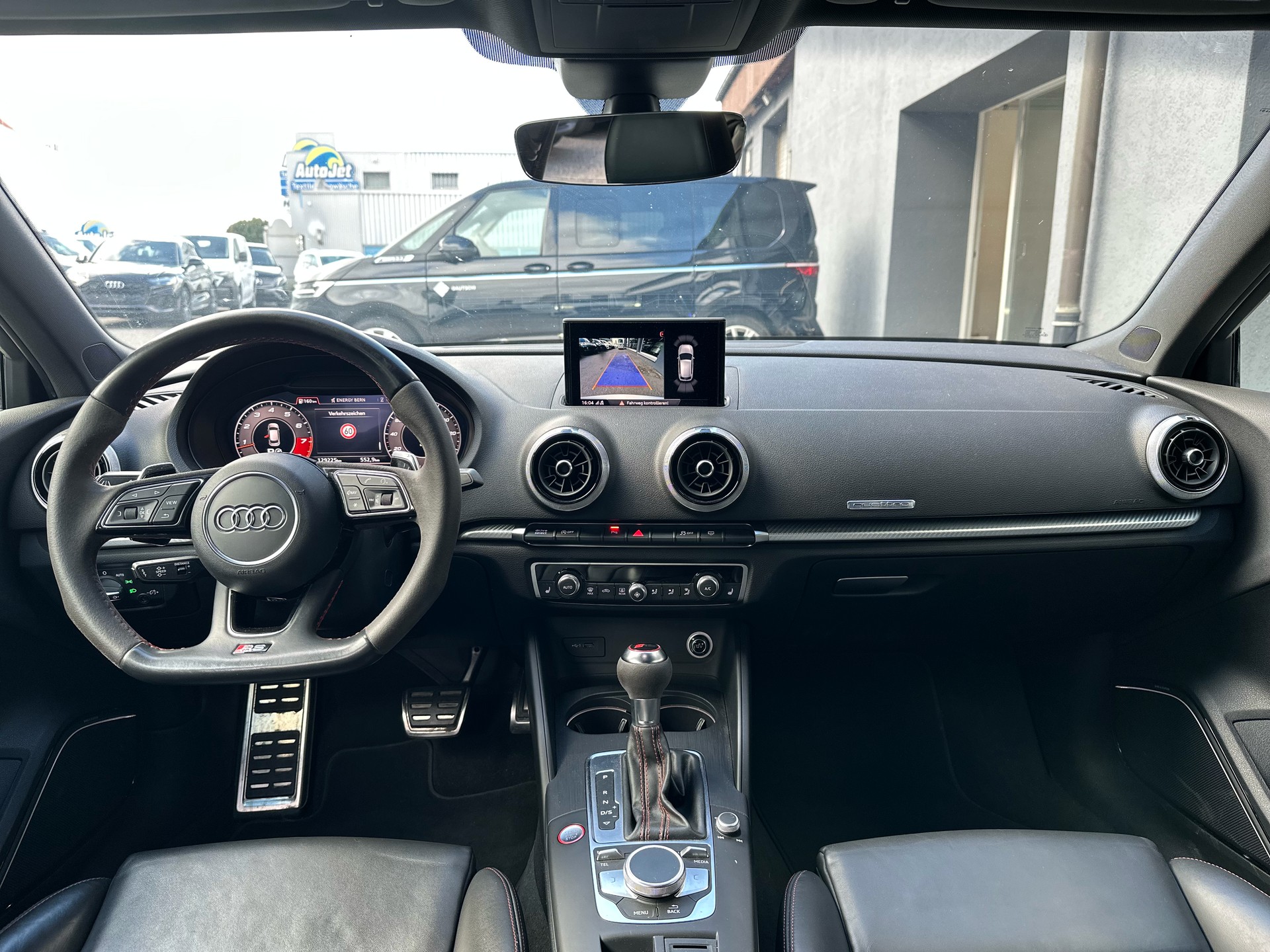 AUDI RS3 Sportback 2.5 TSI quattro S-tronic-image-7
