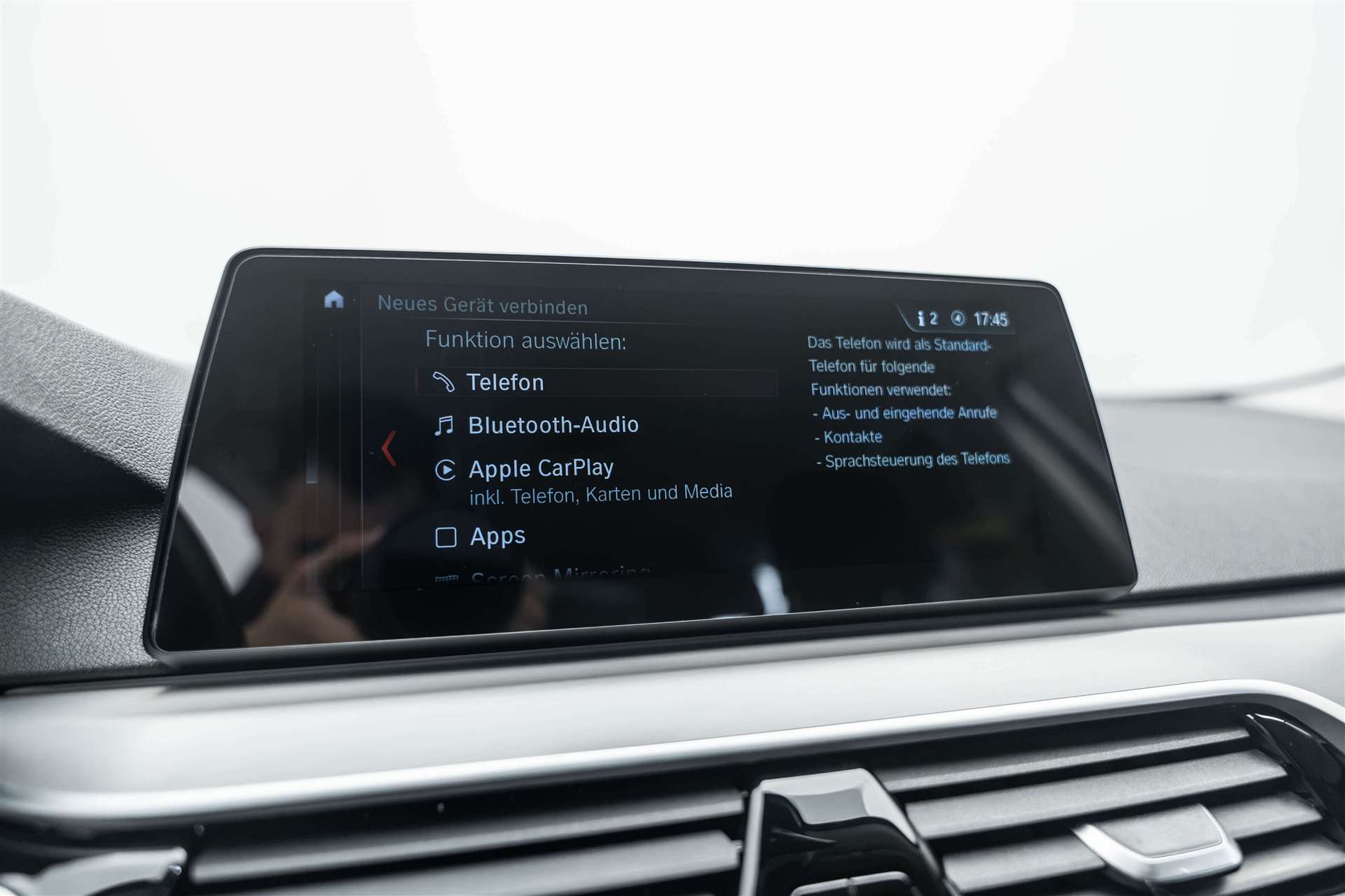 BMW BMW 520d xDrive Sport Line Steptronic-image-22