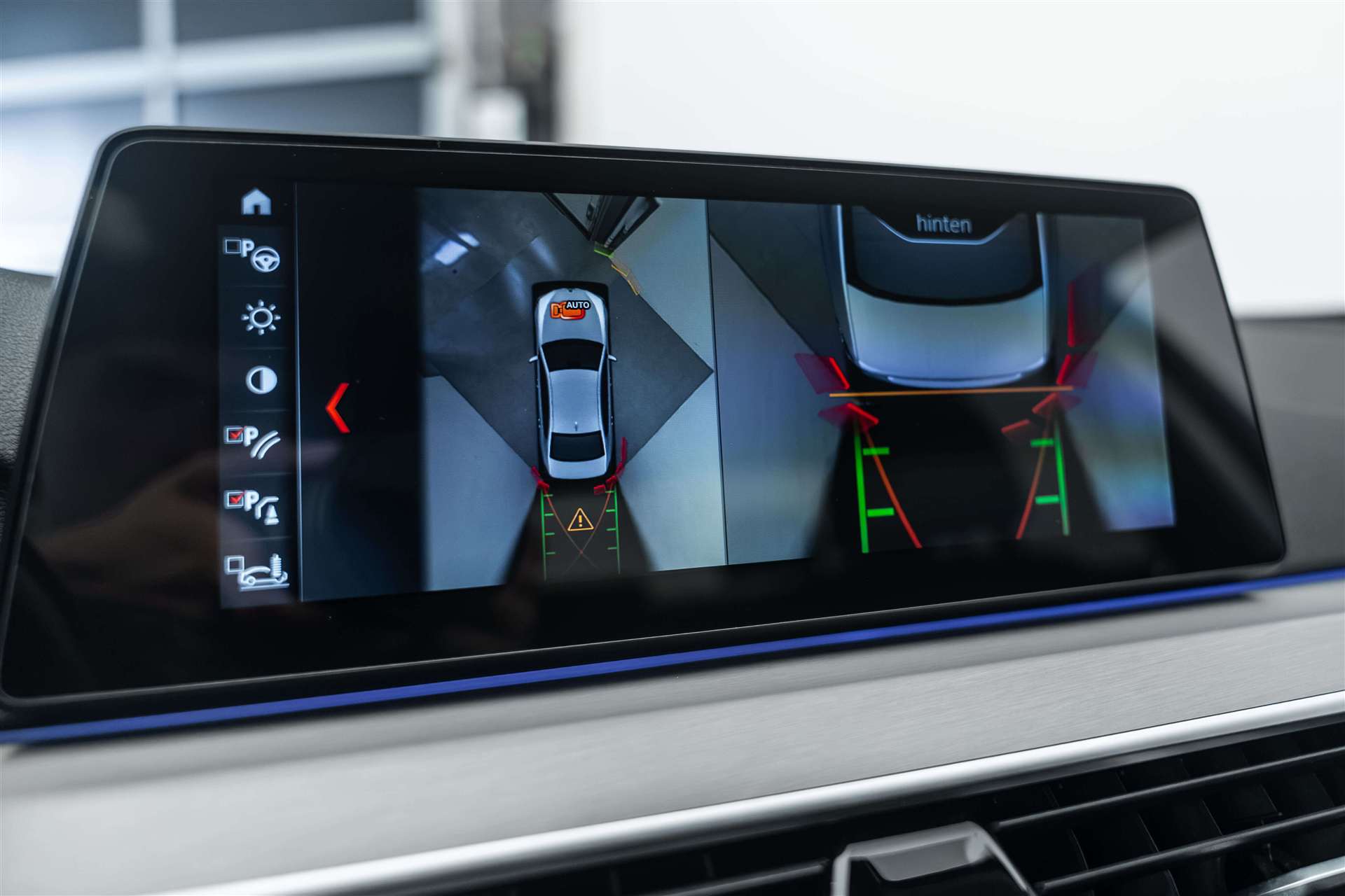 BMW BMW 520d xDrive Sport Line Steptronic-image-2