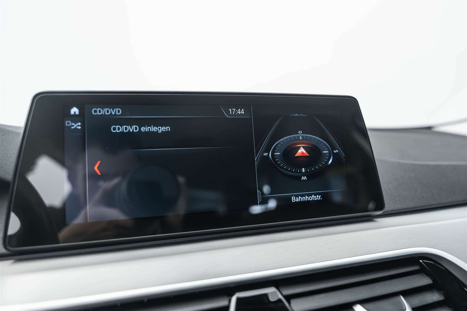BMW BMW 520d xDrive Sport Line Steptronic-image-23