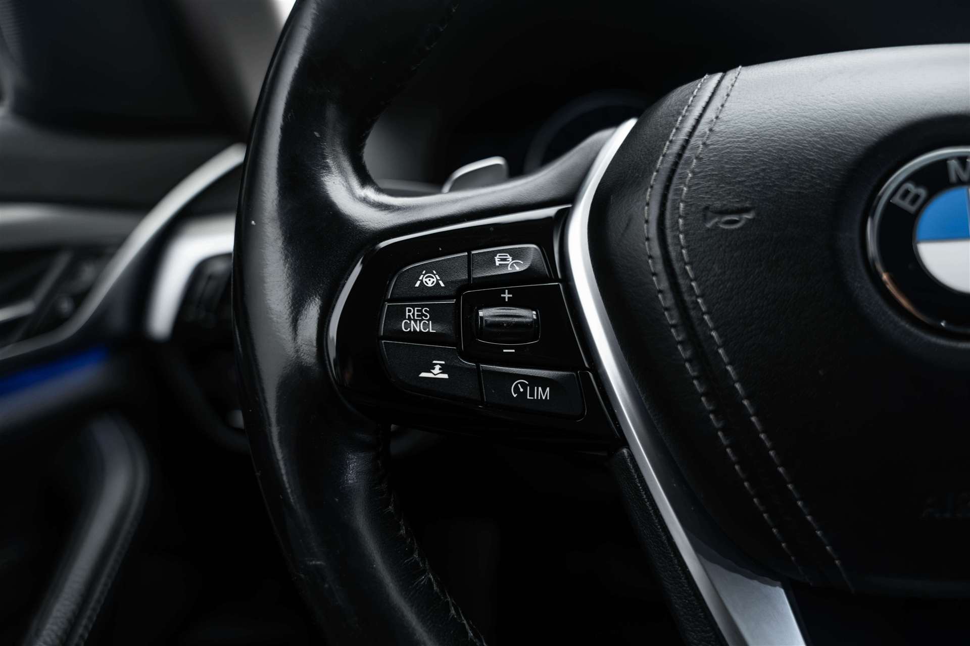 BMW BMW 520d xDrive Sport Line Steptronic-image-20