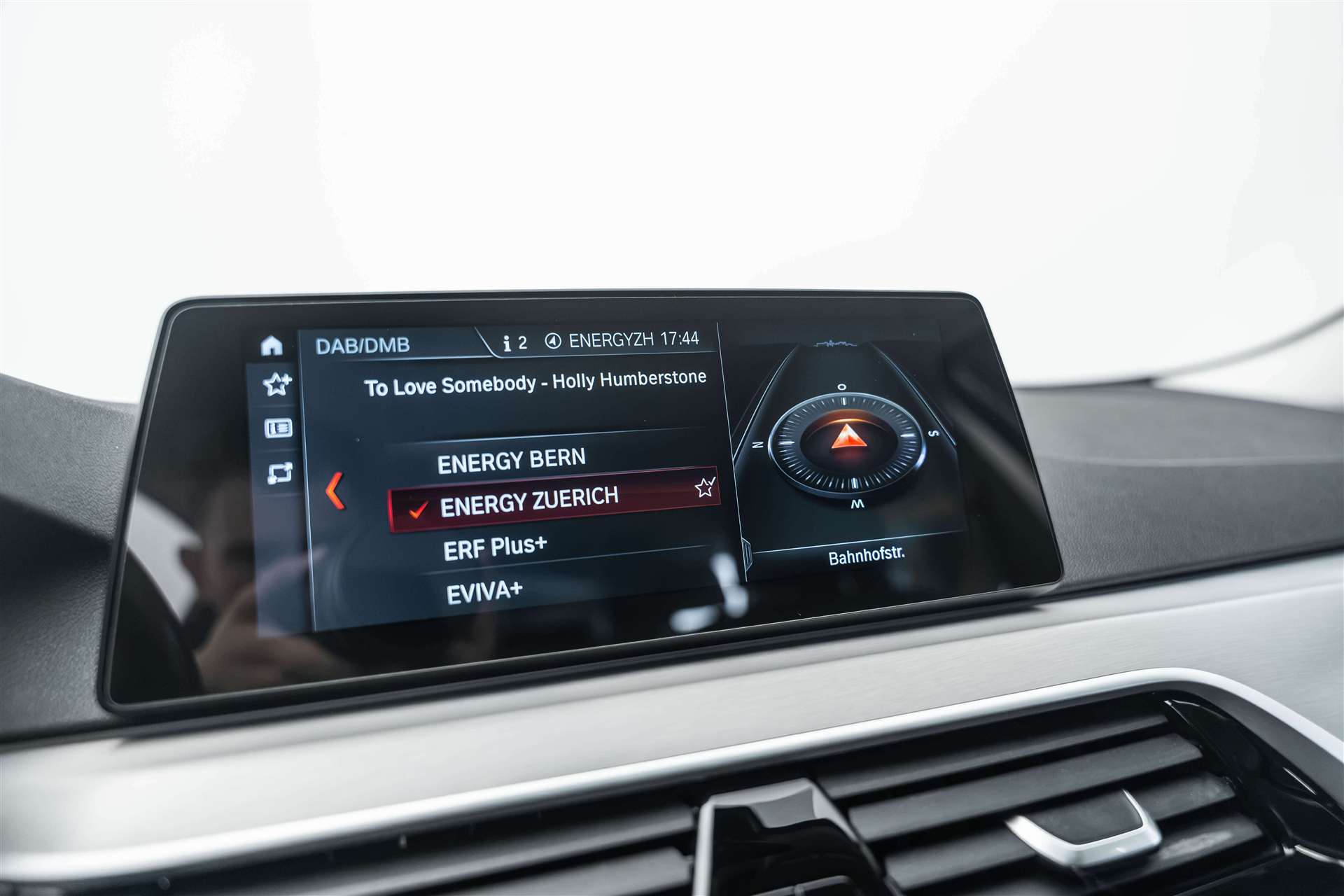 BMW BMW 520d xDrive Sport Line Steptronic-image-24