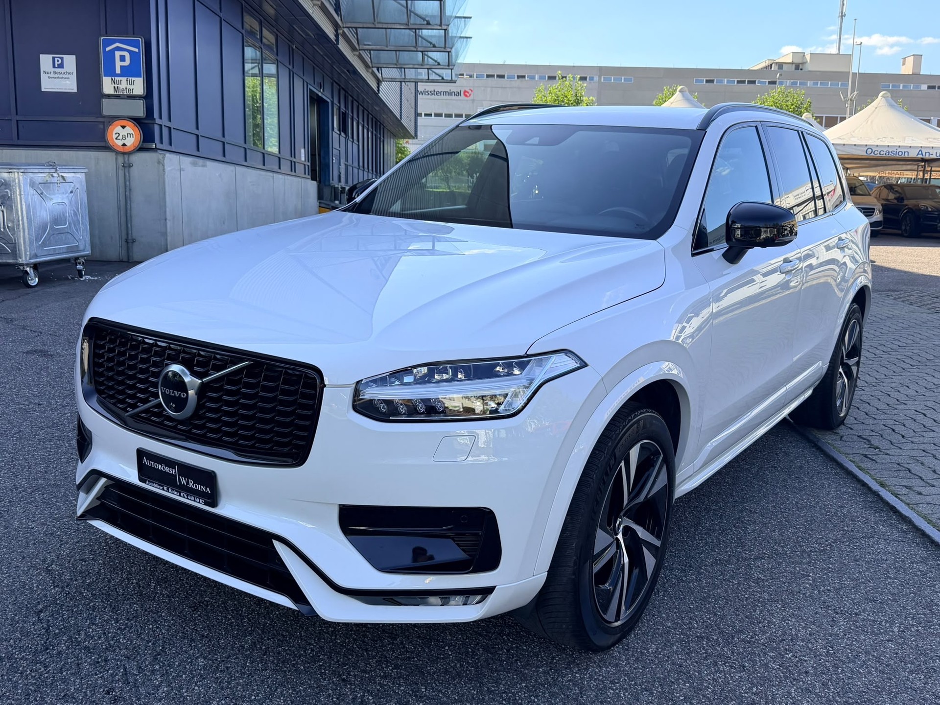 VOLVO XC90 B5 Diesel Mild Hybrid AWD R-Design Geartronic-image-0