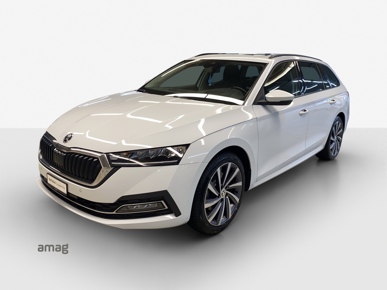 SKODA Octavia Combi 2.0 TSI Style DSG 4x4