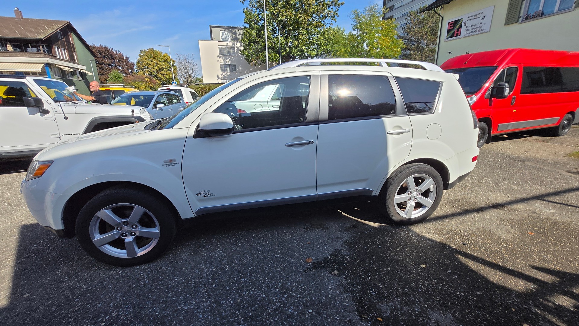 MITSUBISHI Outlander 2.4 Intense 4WD-image-5