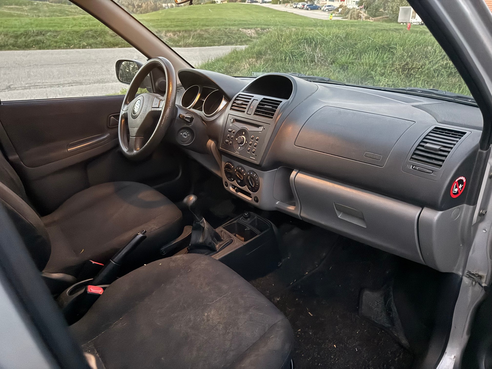 SUZUKI Ignis 1.5 16V GL Top 4x4-image-6