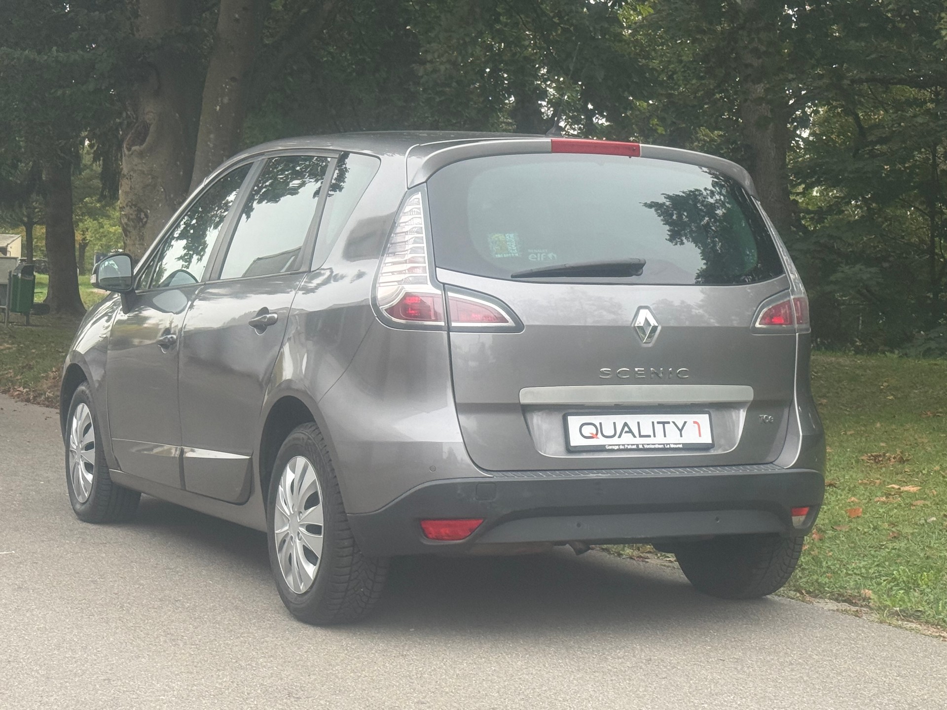 RENAULT Scénic 1.2 16V Turbo Expression-image-2