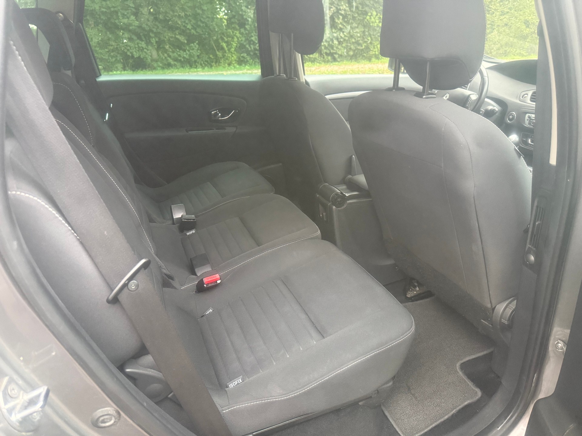 RENAULT Scénic 1.2 16V Turbo Expression-image-8