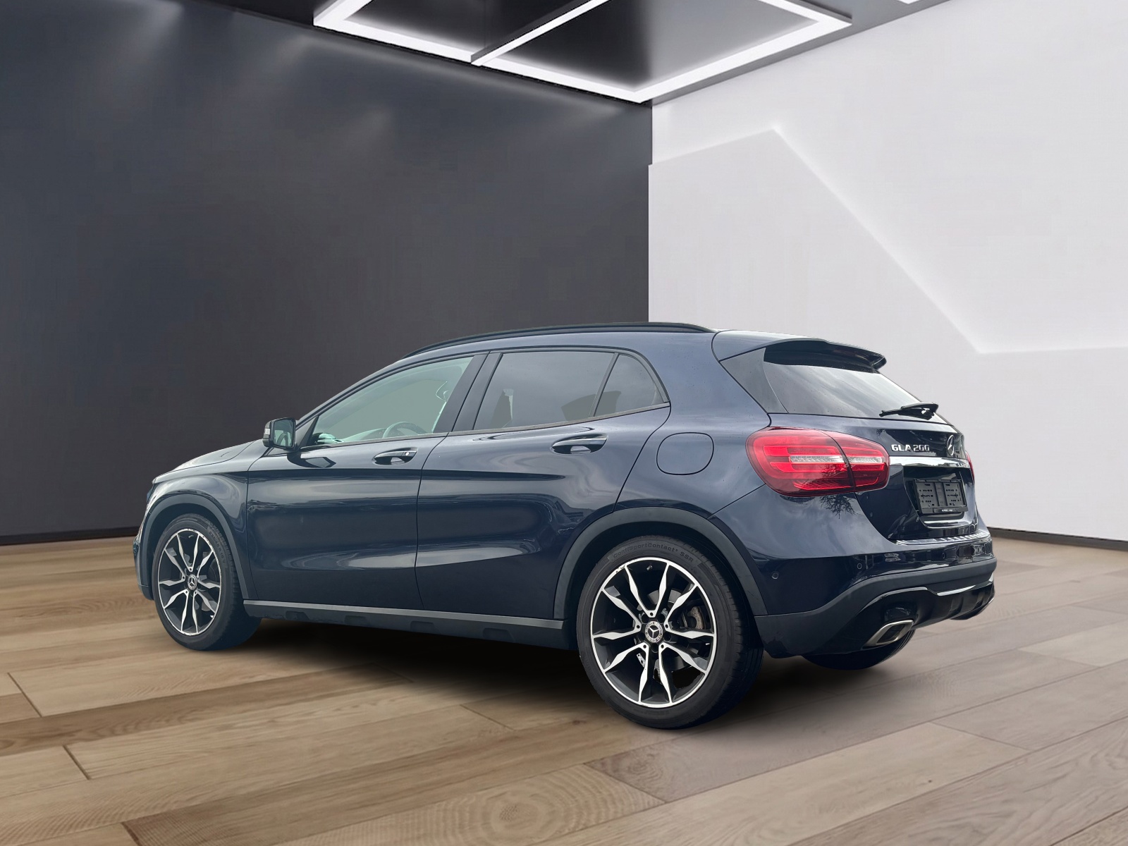 MERCEDES-BENZ E 200 Coupé AMG Line 4 Matic 9G-Tronic-image-5