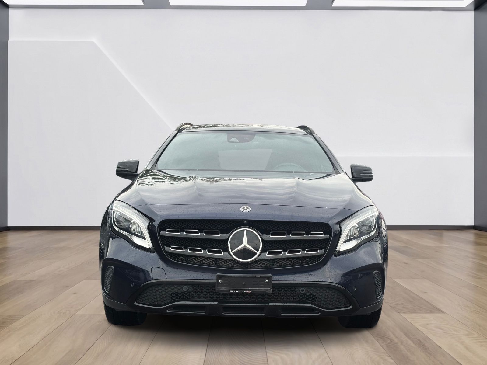 MERCEDES-BENZ E 200 Coupé AMG Line 4 Matic 9G-Tronic-showroom-element-1