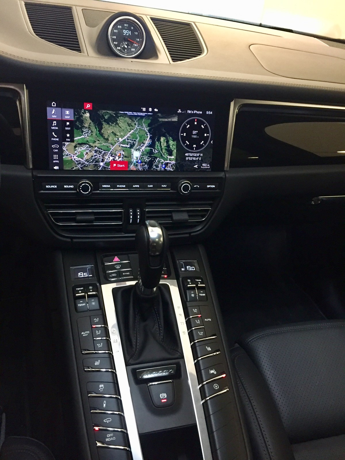 PORSCHE Macan S PDK-image-3