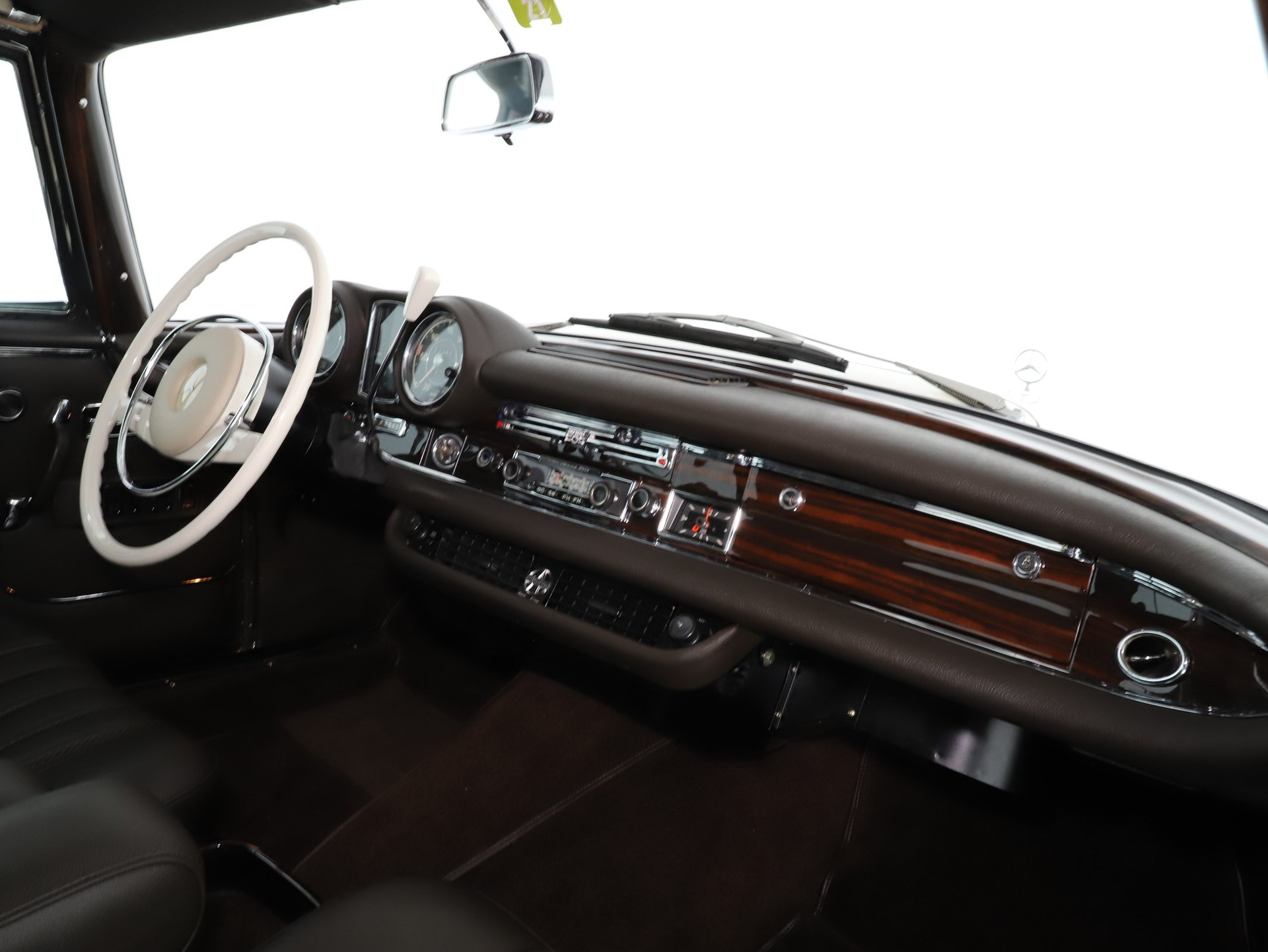 MERCEDES-BENZ 280 SE 2.8 Cabriolet-image-12