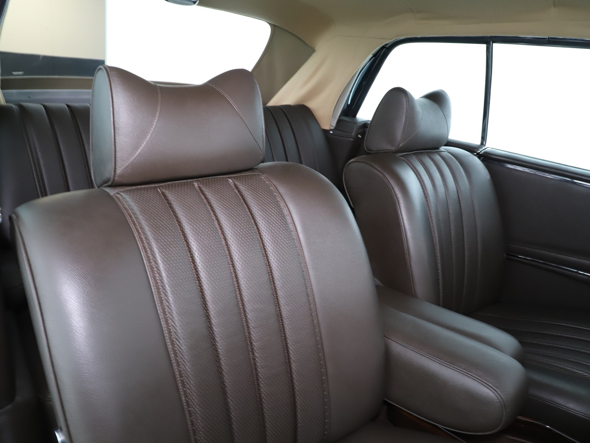 MERCEDES-BENZ 280 SE 2.8 Cabriolet-image-11