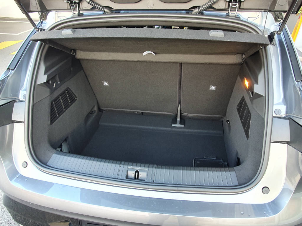 RENAULT Mégane E-Tech techno-image-8