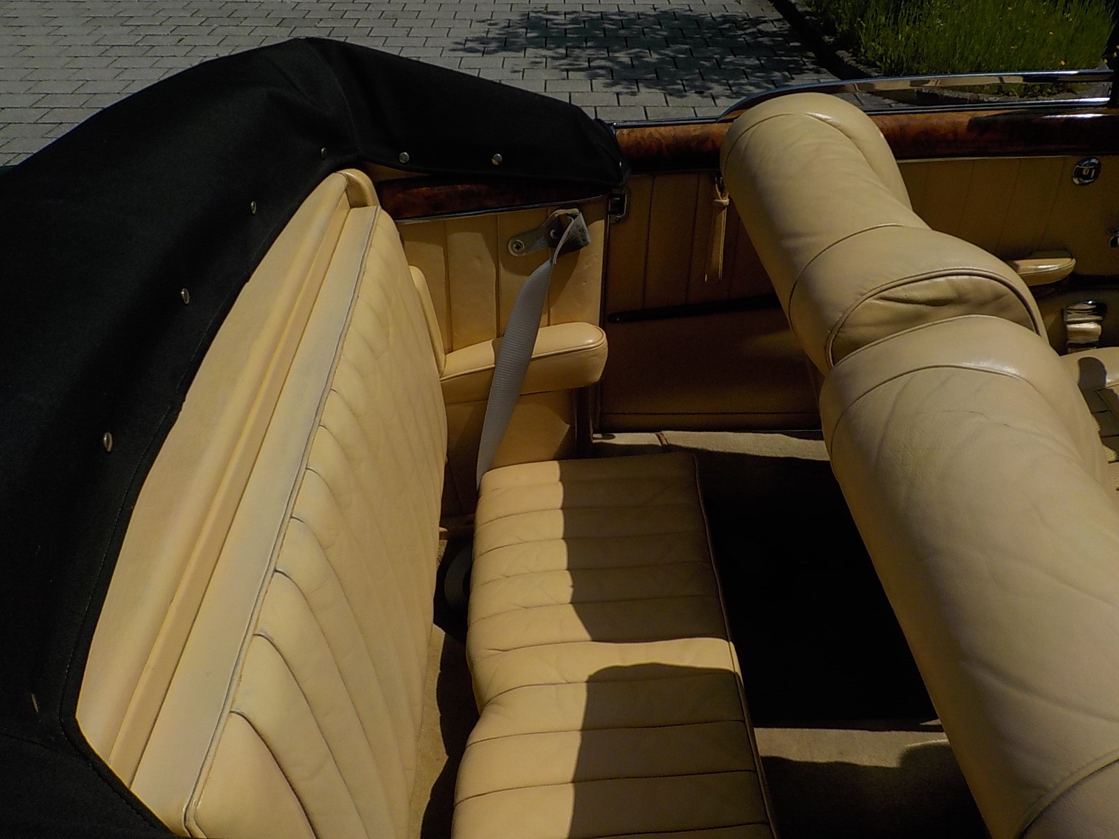 MERCEDES-BENZ 220 S Ponton Cabriolet-image-11