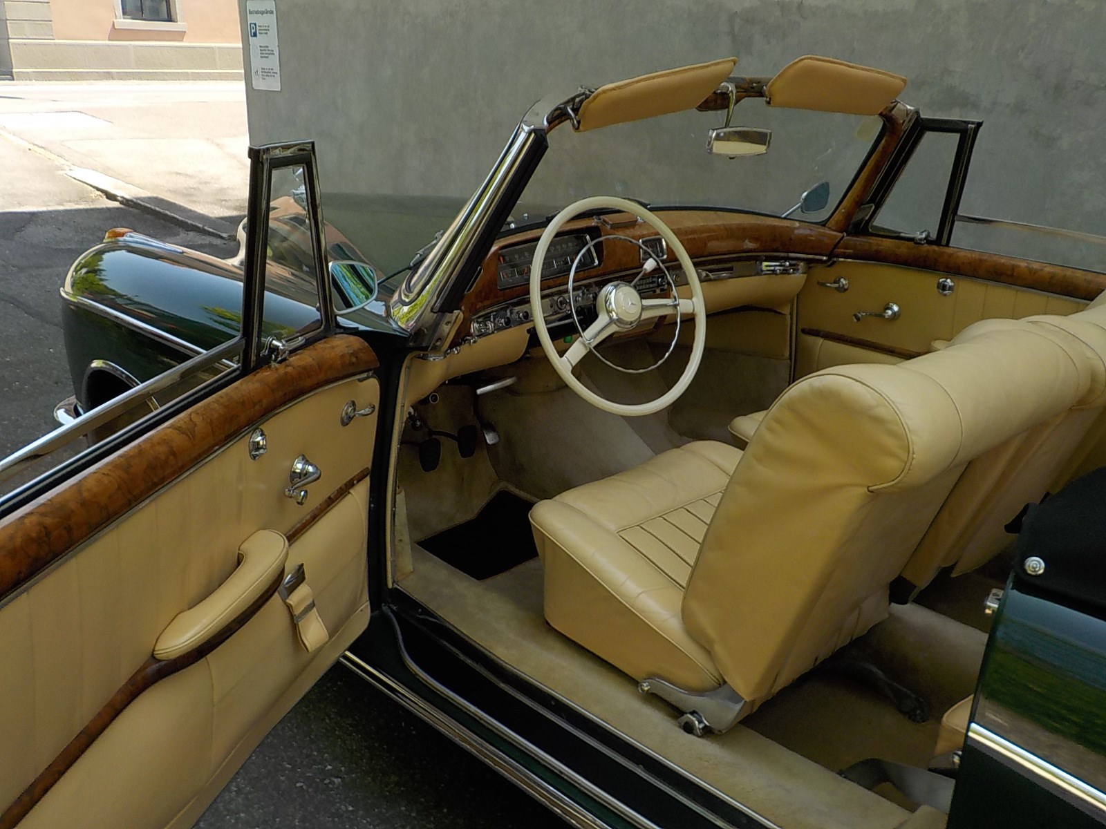 MERCEDES-BENZ 220 S Ponton Cabriolet-image-14