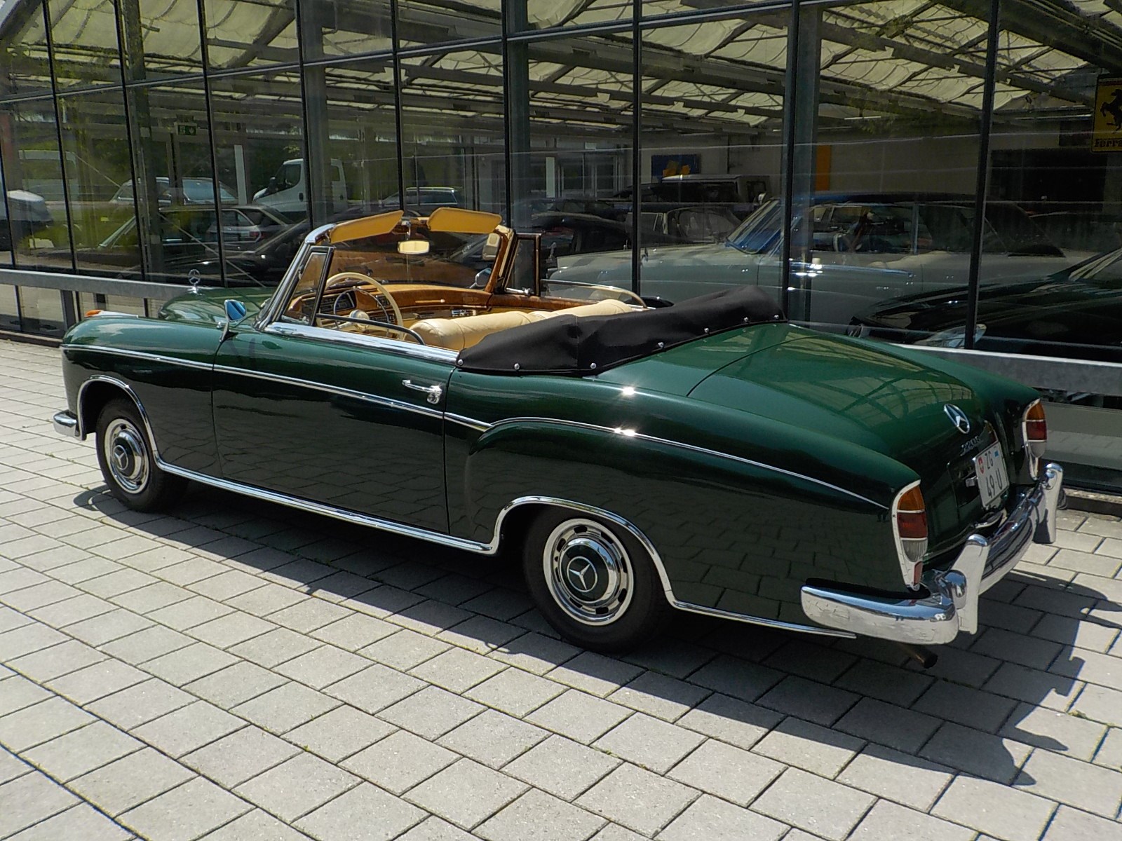 MERCEDES-BENZ 220 S Ponton Cabriolet-image-4