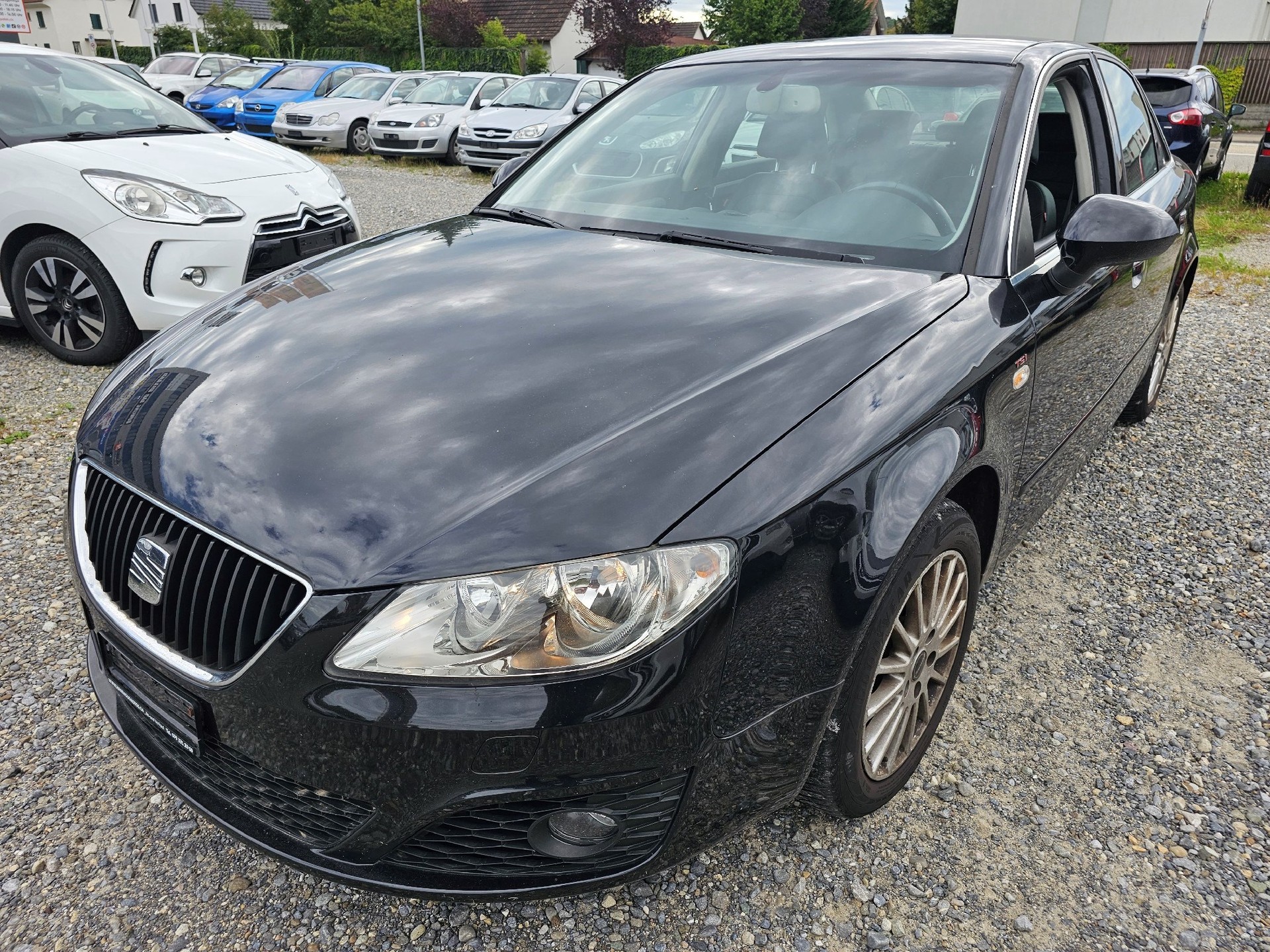 SEAT Exeo 2.0 TSI Advantage-image-1