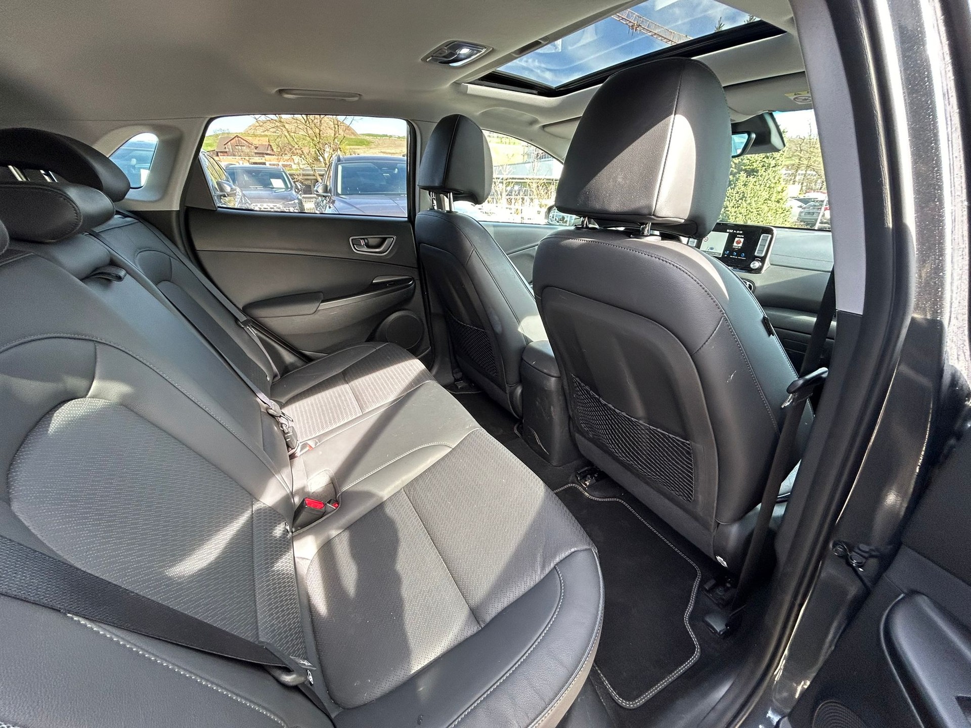 HYUNDAI Kona EV Vertex-image-10