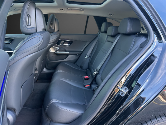 MERCEDES-BENZ C 200 T 4 Matic-image-9