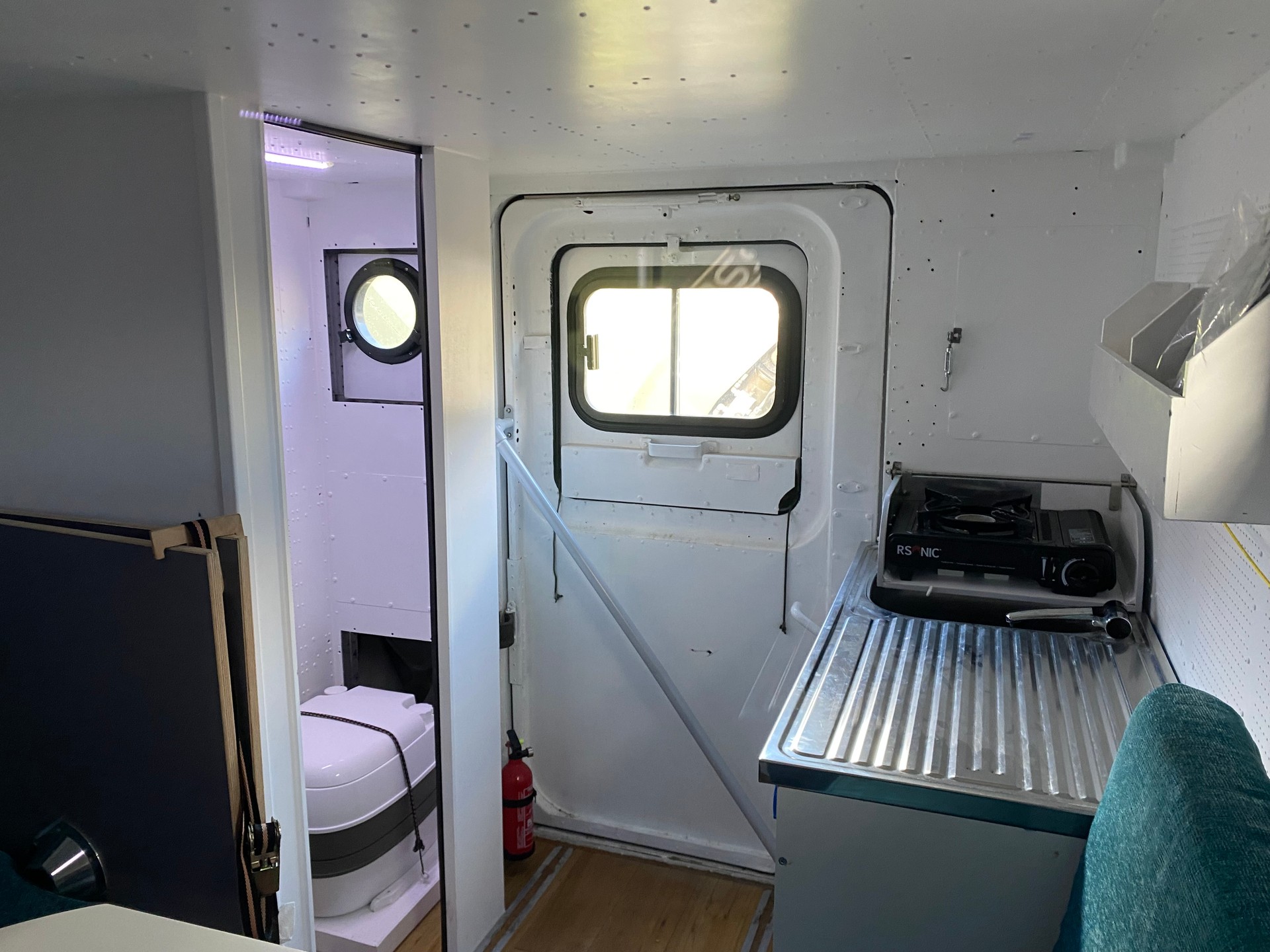 STEYR 1291.320 4x4-image-14