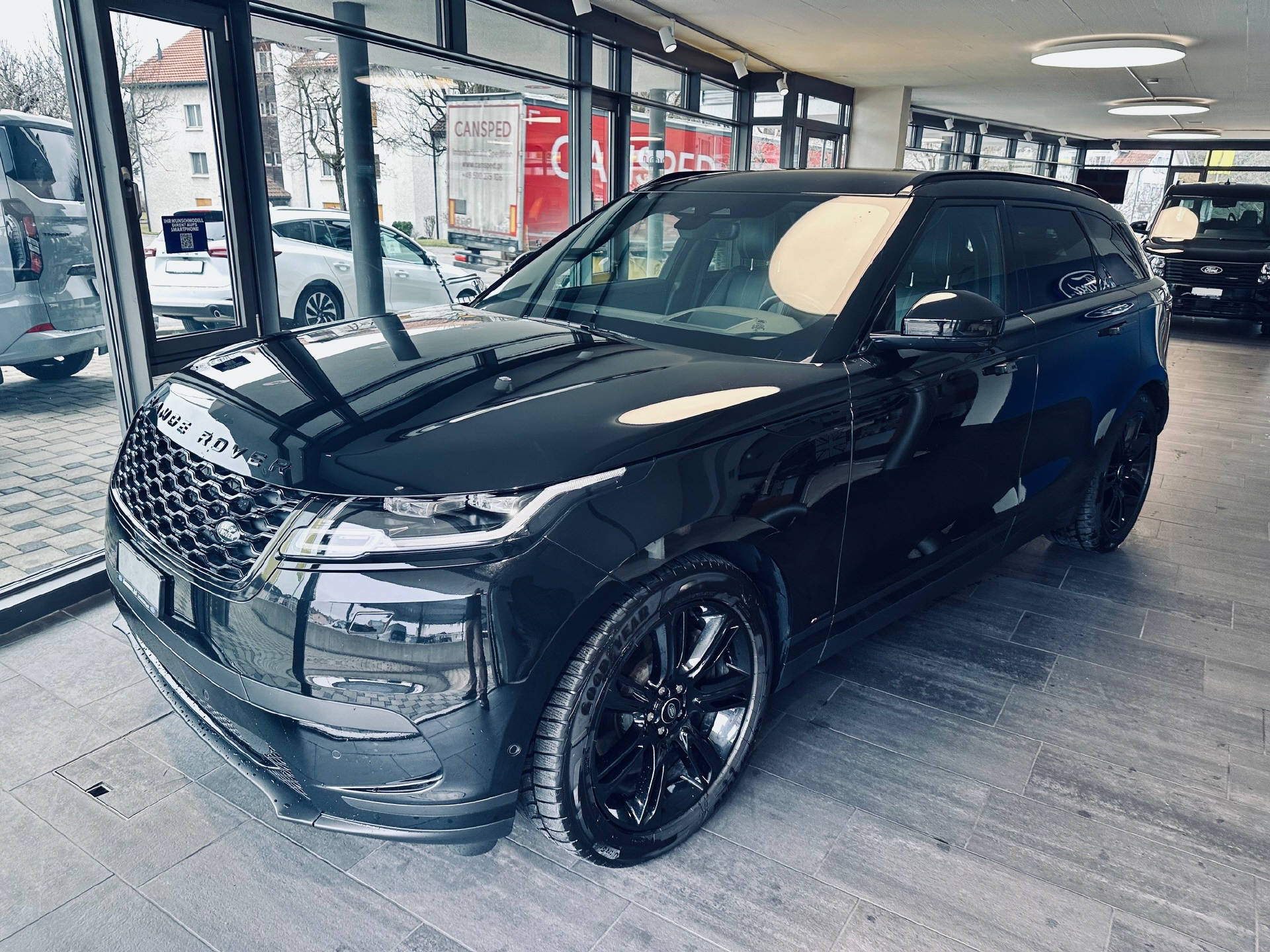 LAND ROVER Range Rover Velar P400 SE-image-3