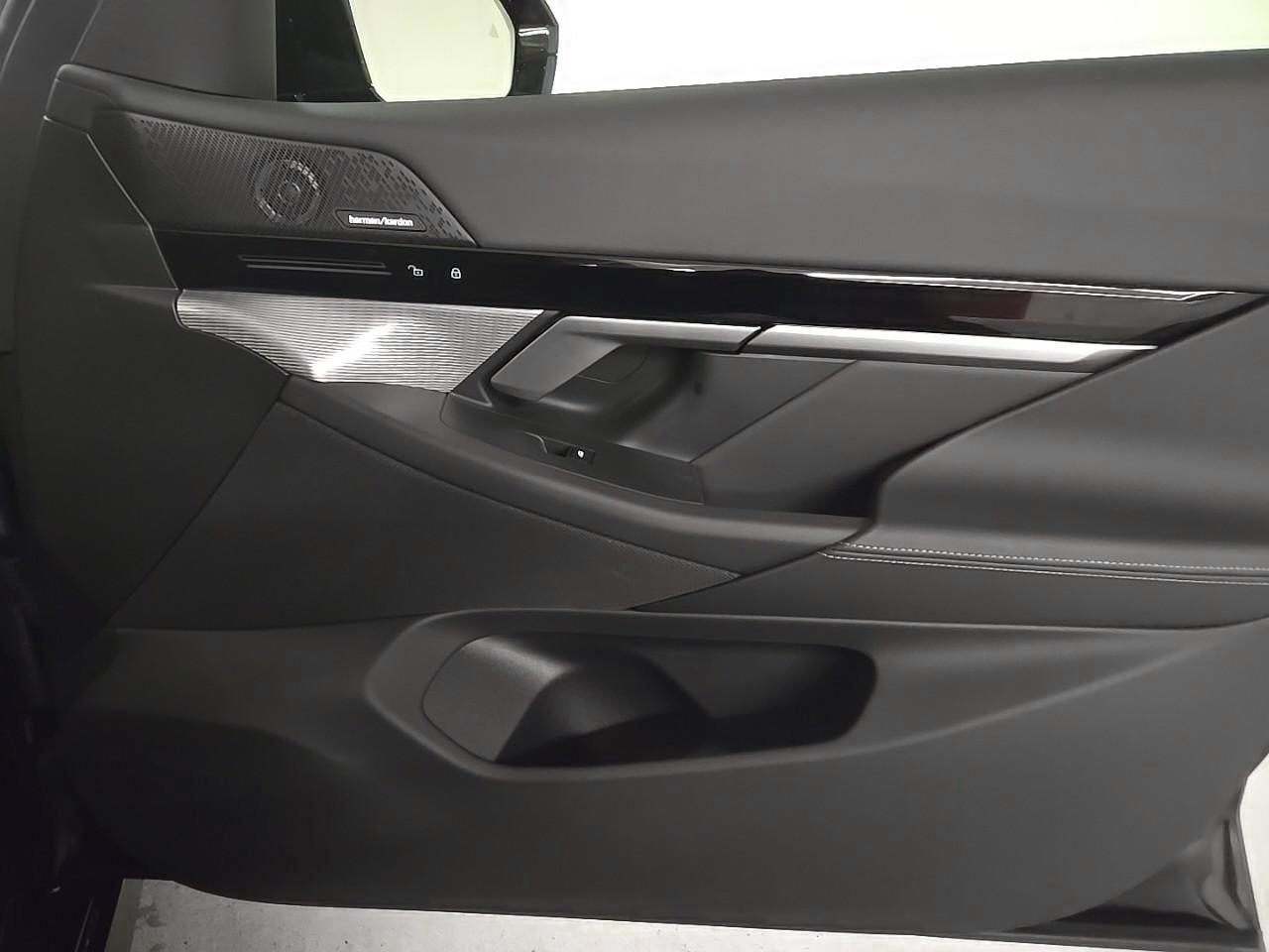 BMW 520d xDrive 48V Touring M Sport-image-20