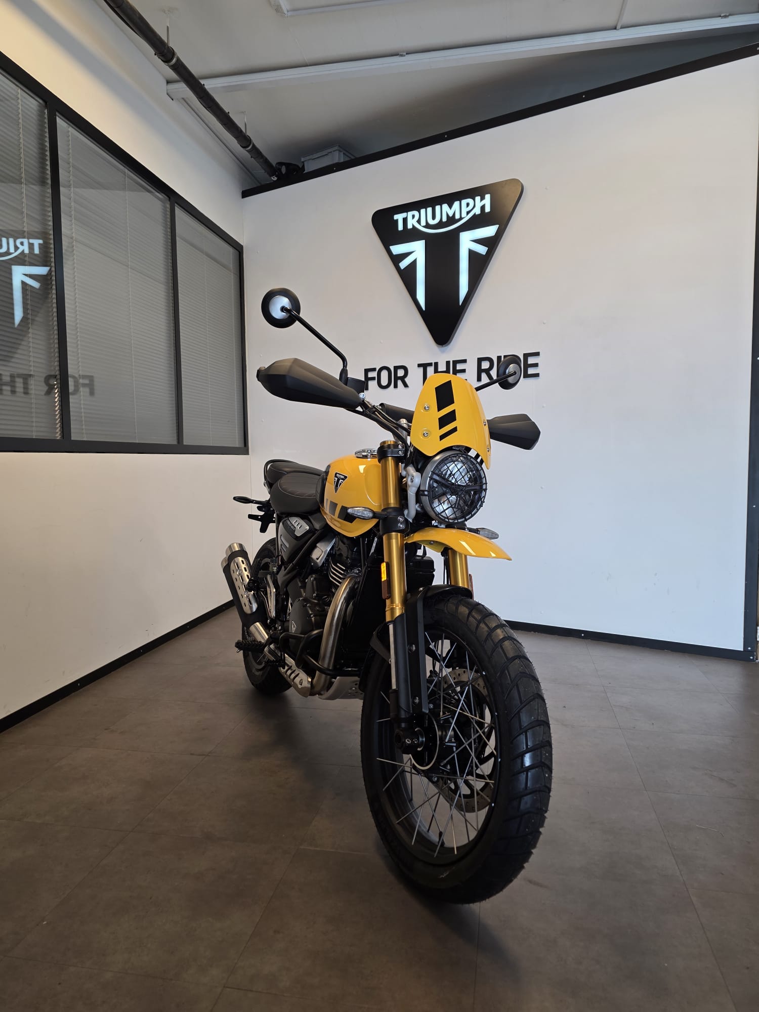 TRIUMPH Scrambler 400 XC 29,4 kW-image-1