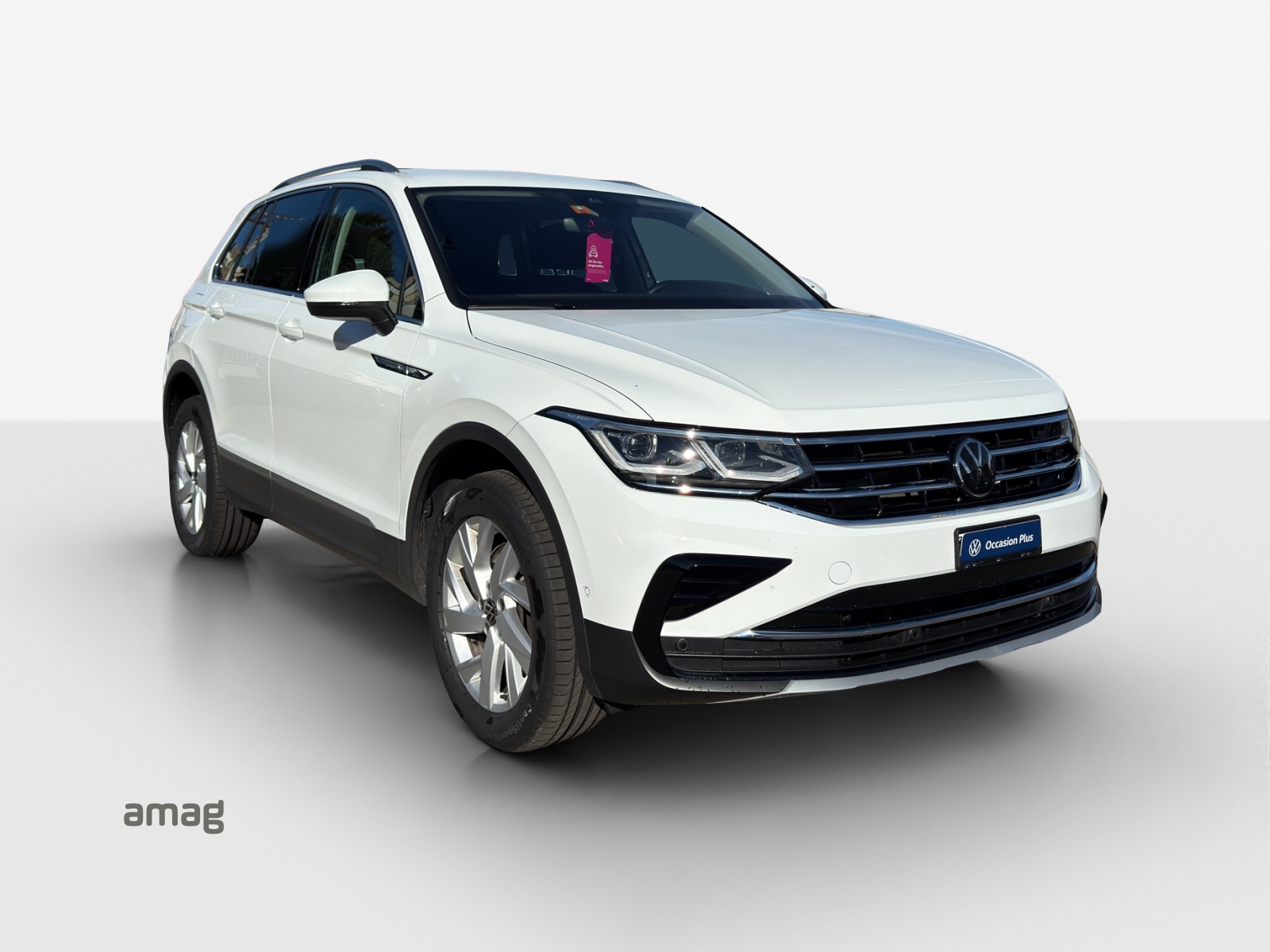VW Tiguan 2.0 TDI SCR Elegance 4Motion DSG-image-5