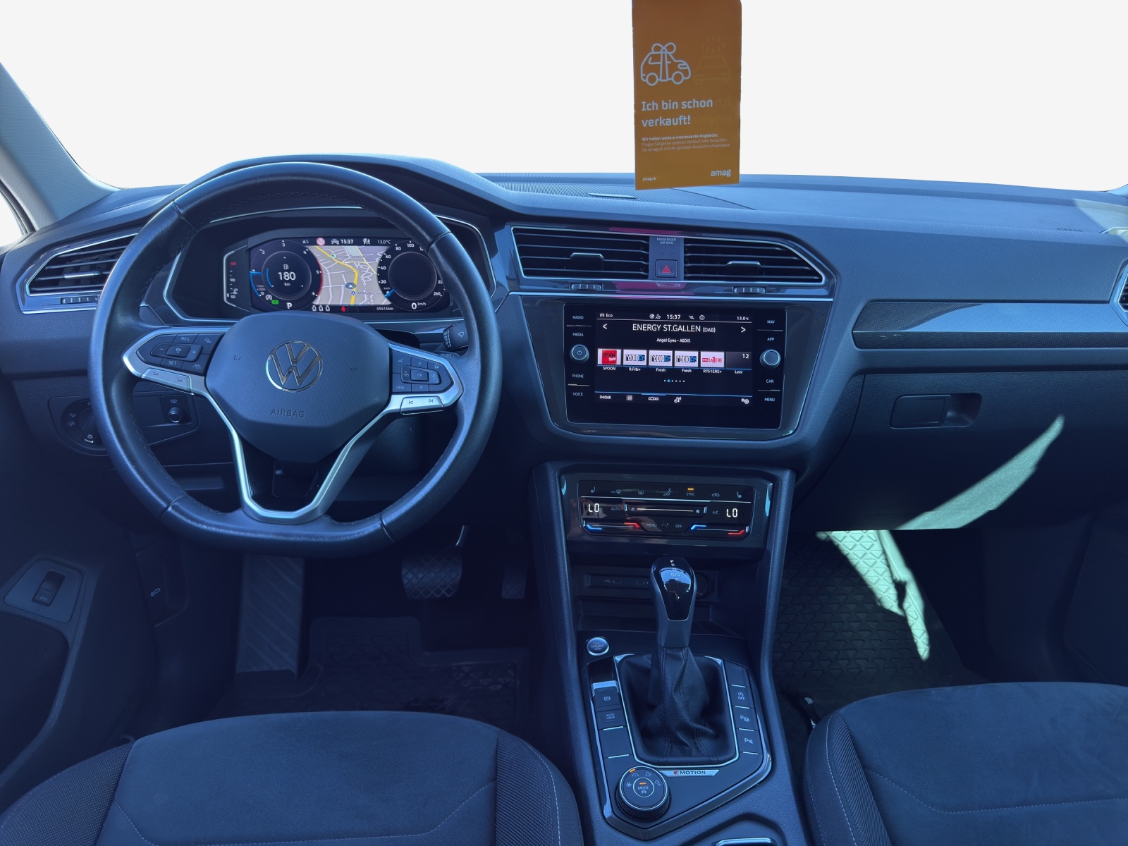 VW Tiguan 2.0 TDI SCR Elegance 4Motion DSG-image-8